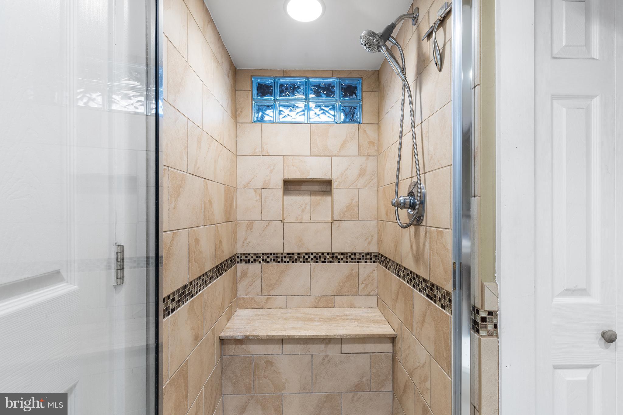 HAVERTOWN - Residential