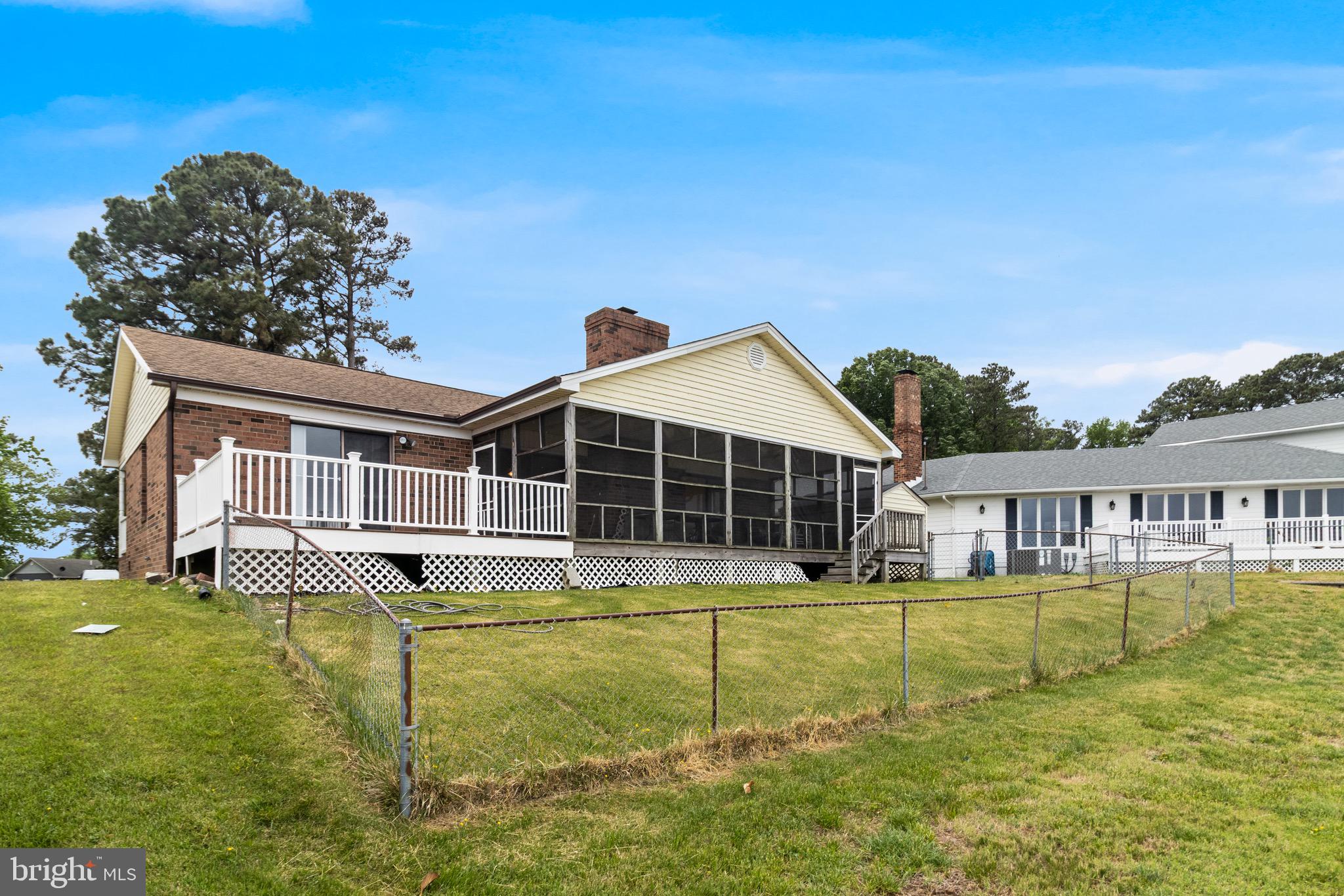 GLEBE HARBOR - Residential