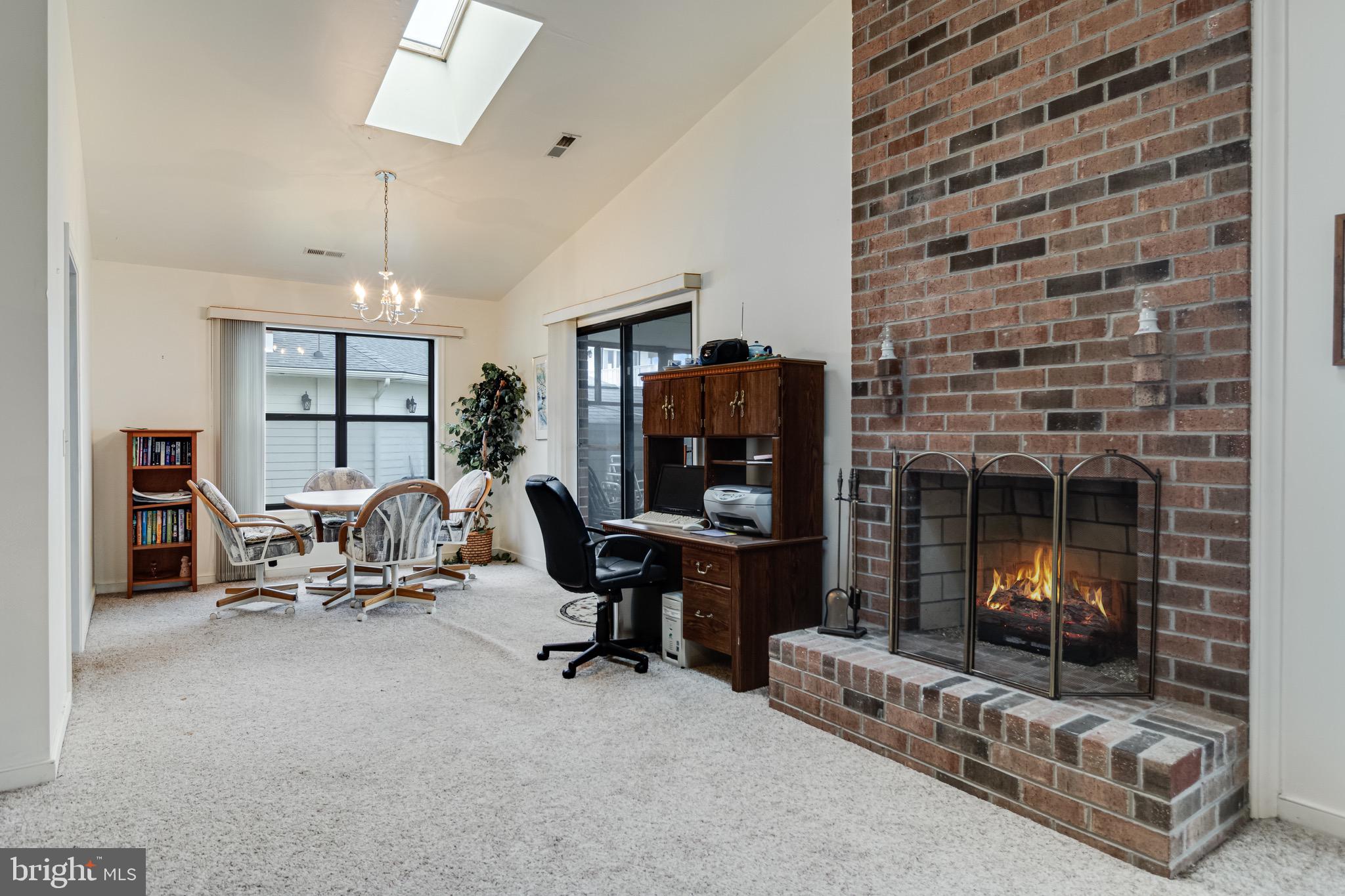 GLEBE HARBOR - Residential