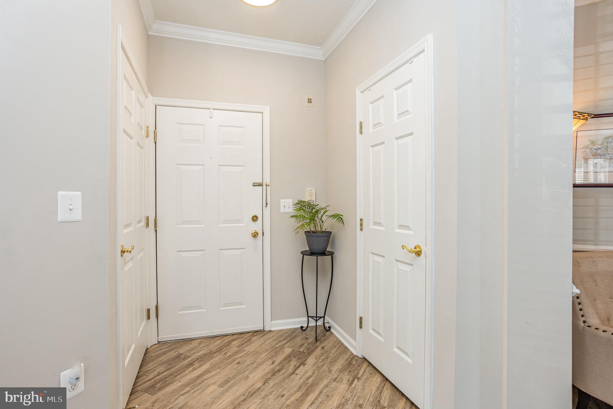 WINDSOR AT PERRY HALL FARMS - Residential