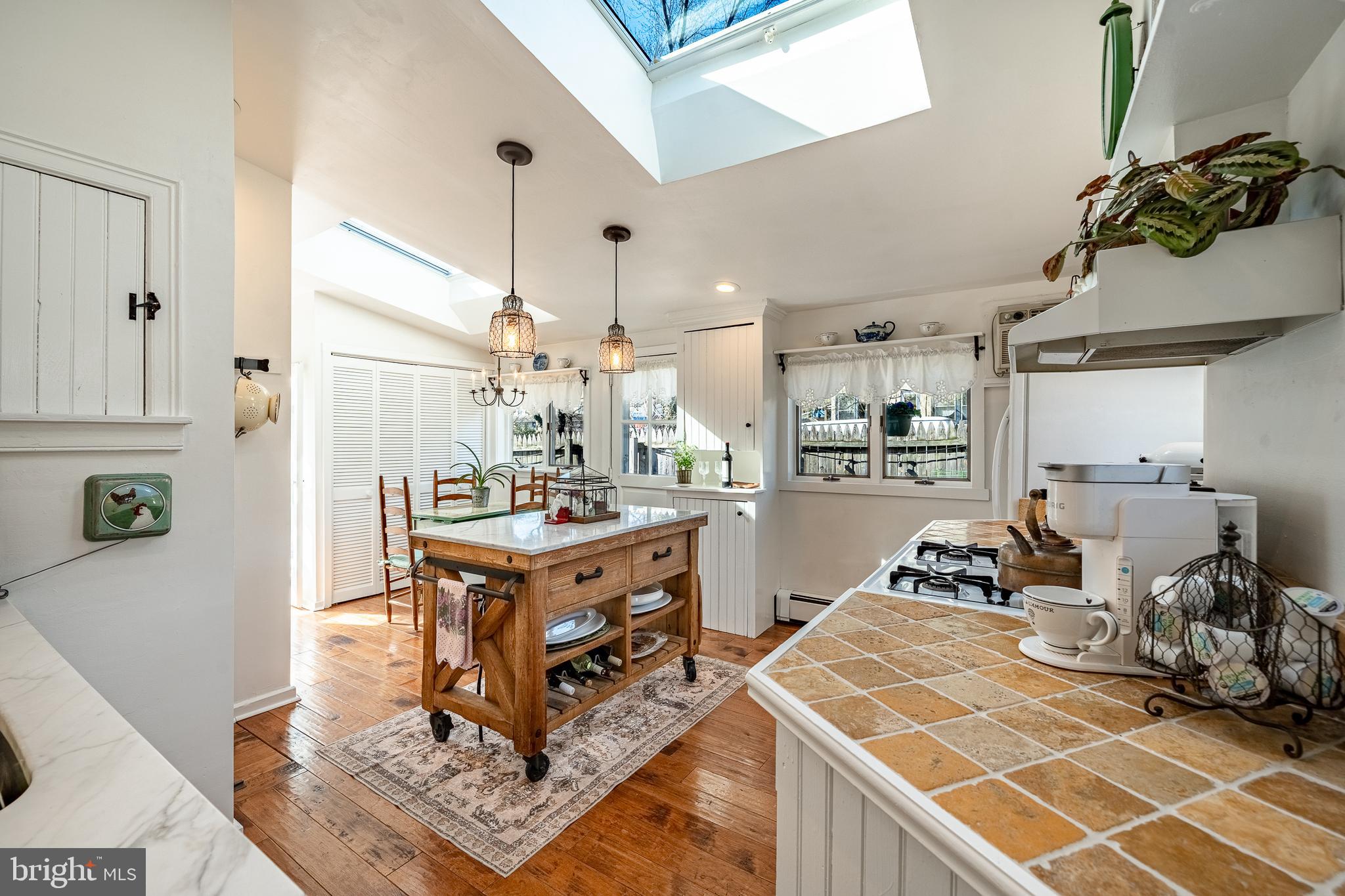 LAFAYETTE HILL - Residential