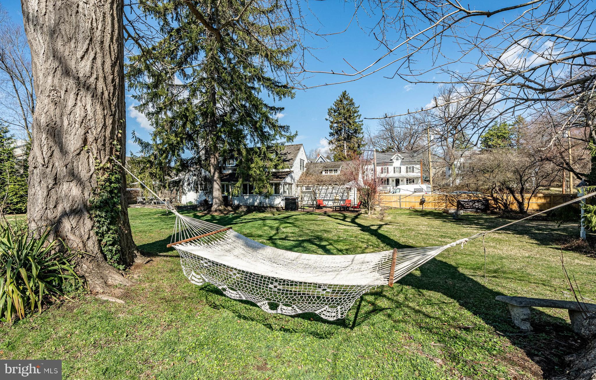 LAFAYETTE HILL - Residential