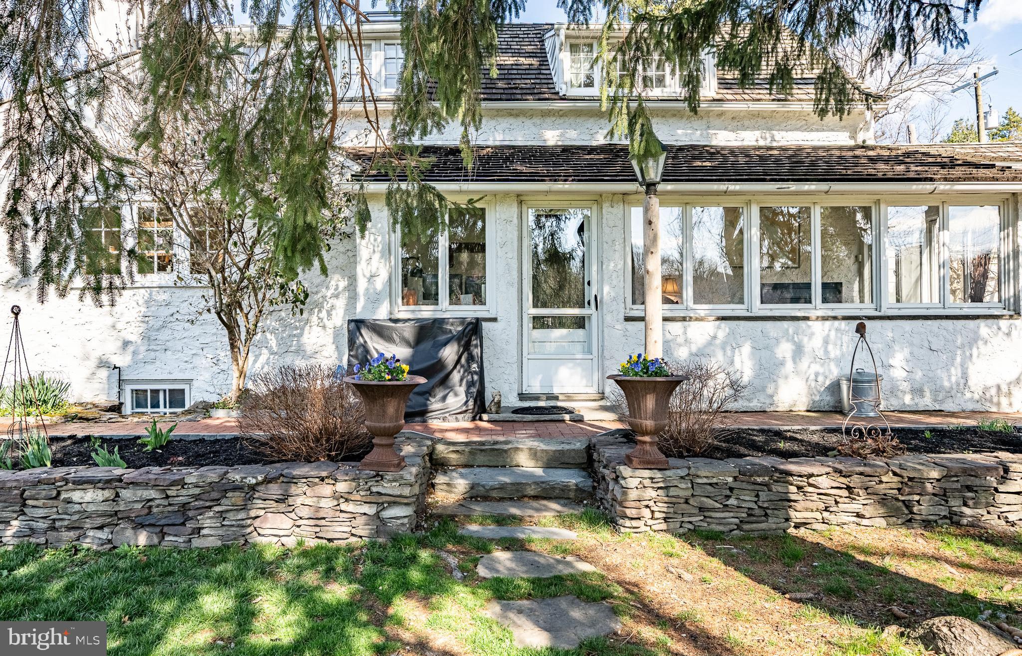 LAFAYETTE HILL - Residential