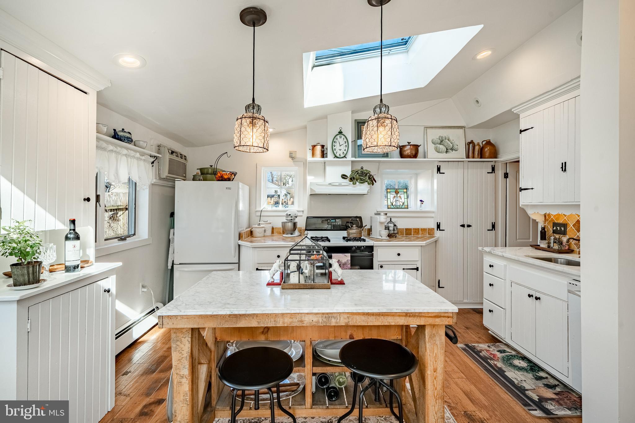 LAFAYETTE HILL - Residential