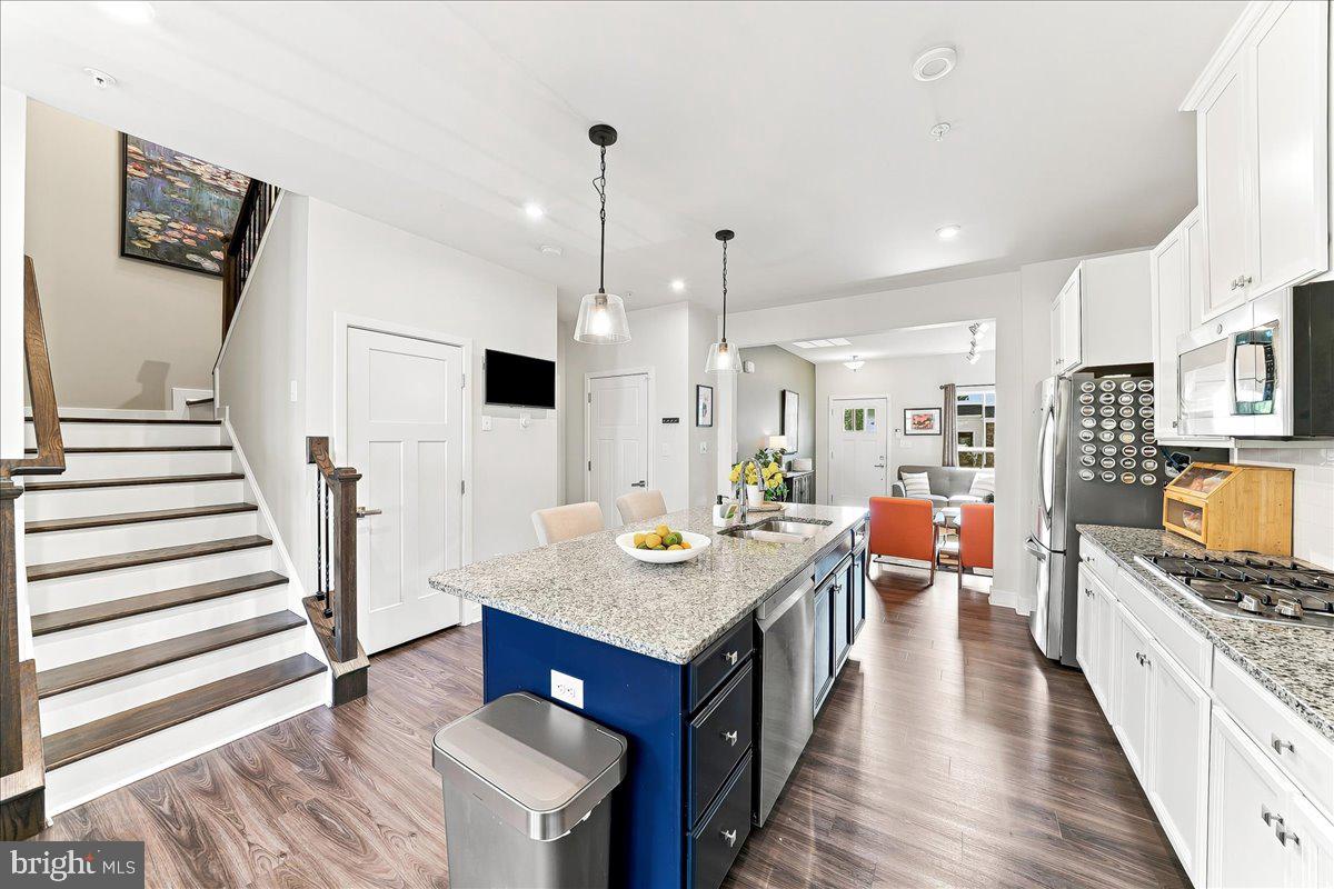 SINCLAIR SPRINGS - Residential