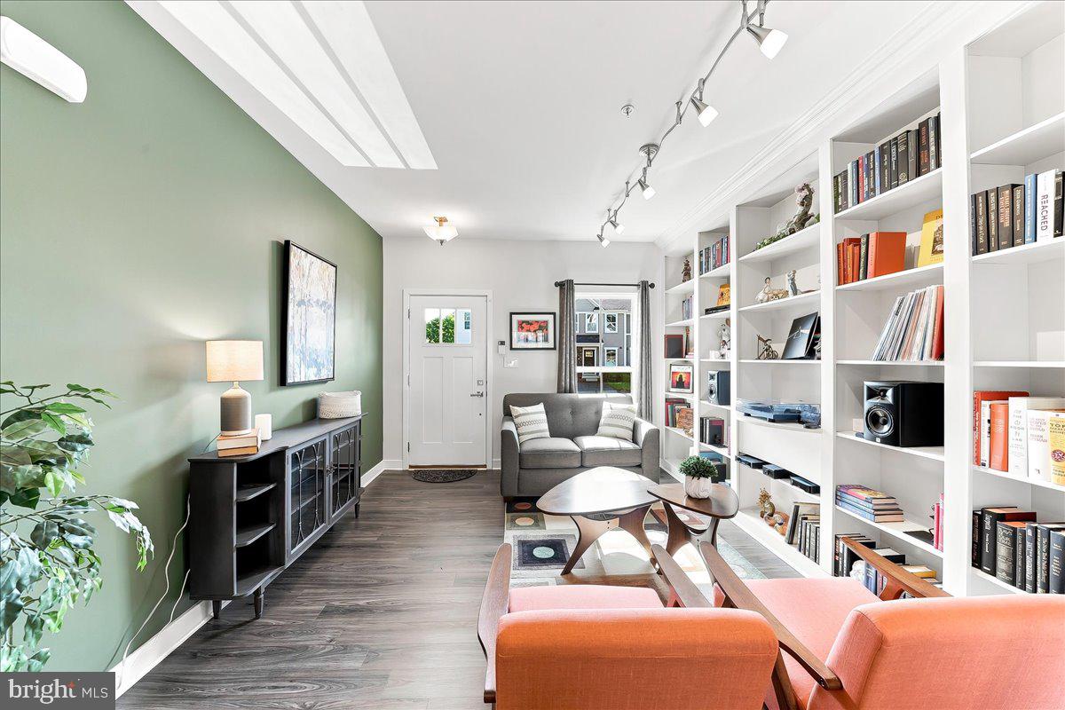 SINCLAIR SPRINGS - Residential