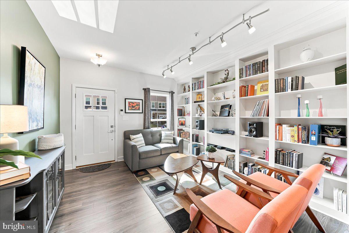 SINCLAIR SPRINGS - Residential