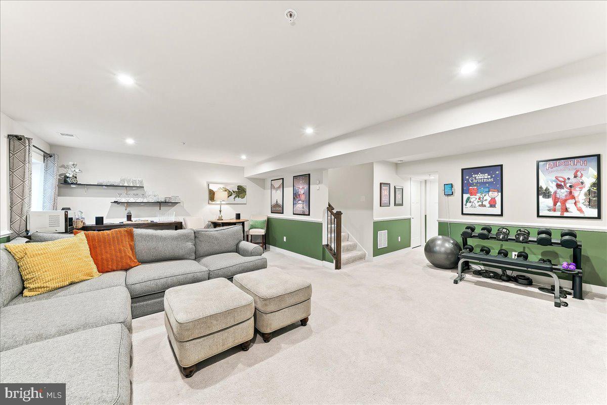 SINCLAIR SPRINGS - Residential