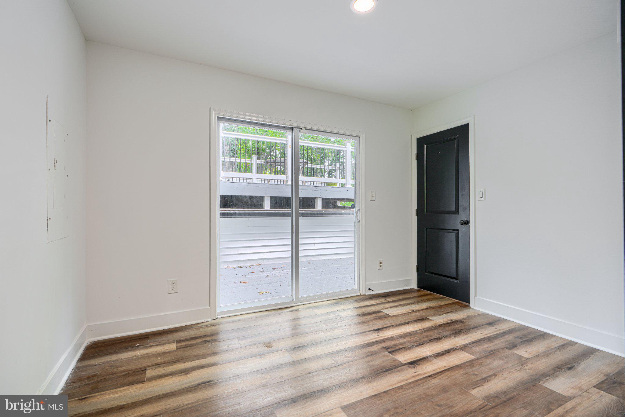 OYSTER HARBOR - Residential