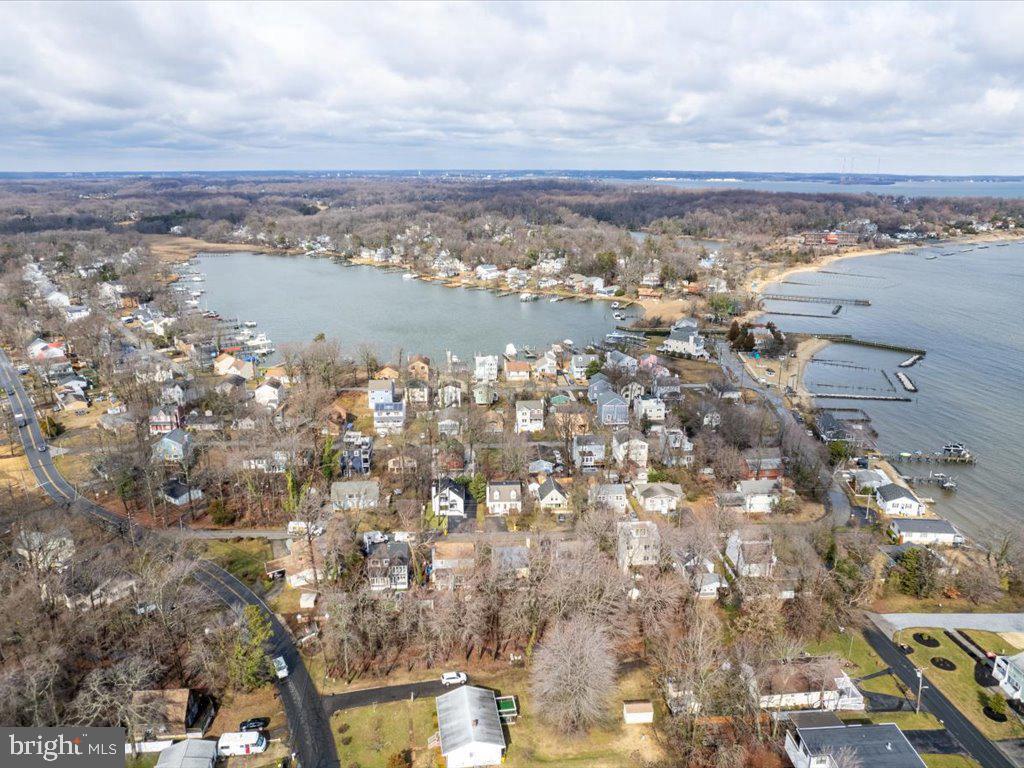 OYSTER HARBOR - Residential