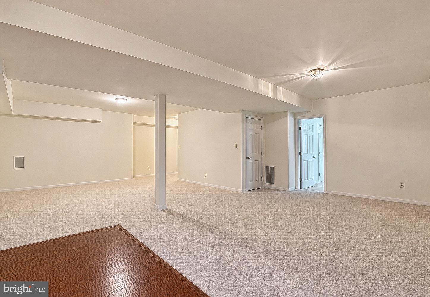 GREENBRIER - Residential