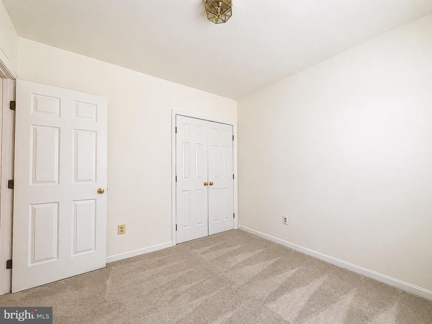 GREENBRIER - Residential
