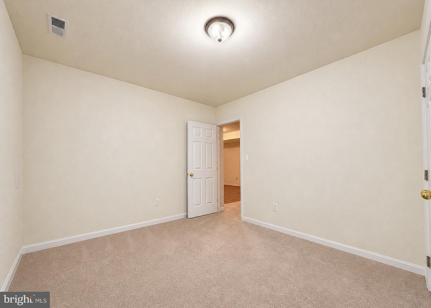 GREENBRIER - Residential