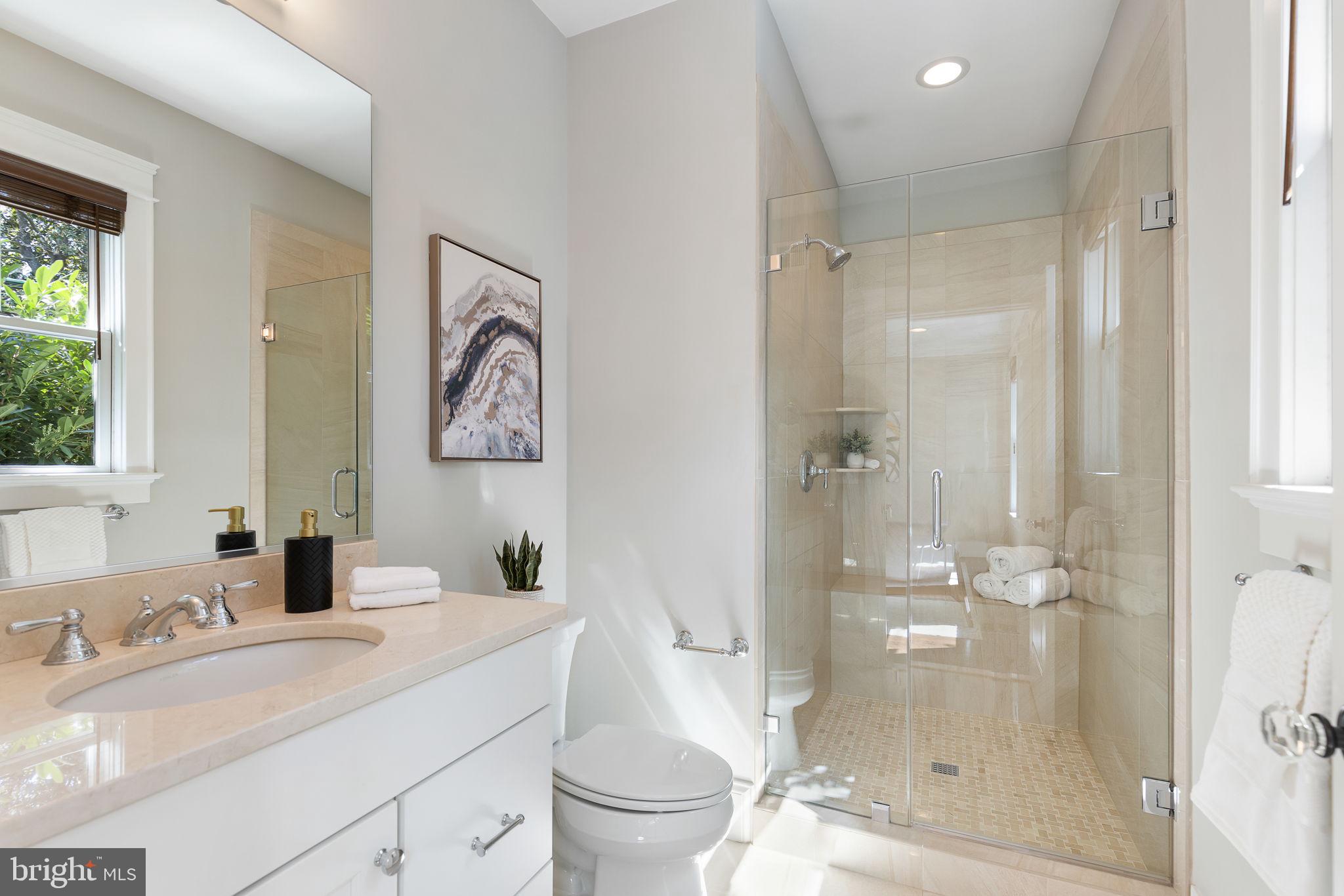 WAYCROFT - WOODLAWN - Residential