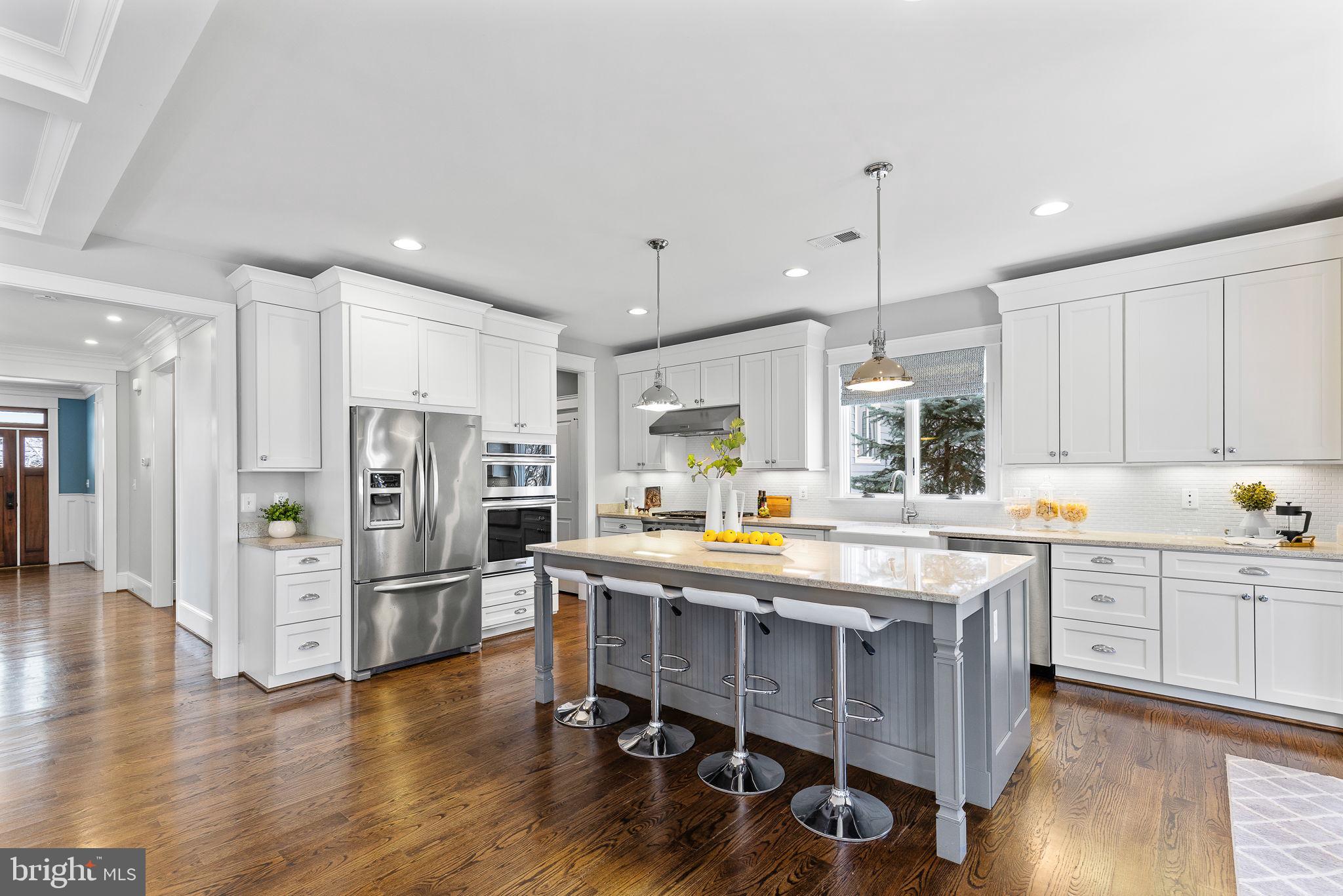 WAYCROFT - WOODLAWN - Residential