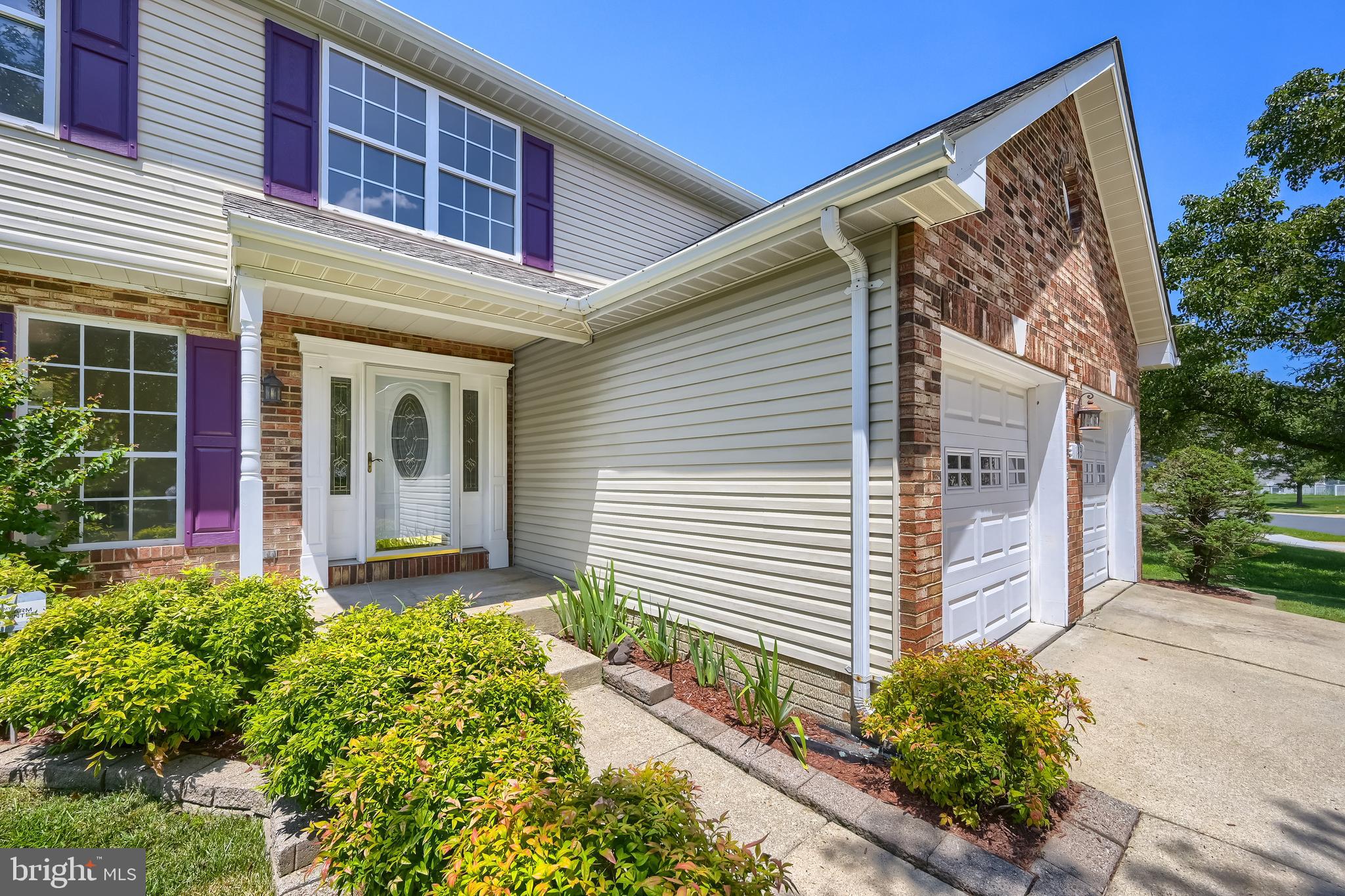 SEVEN OAKS - Residential