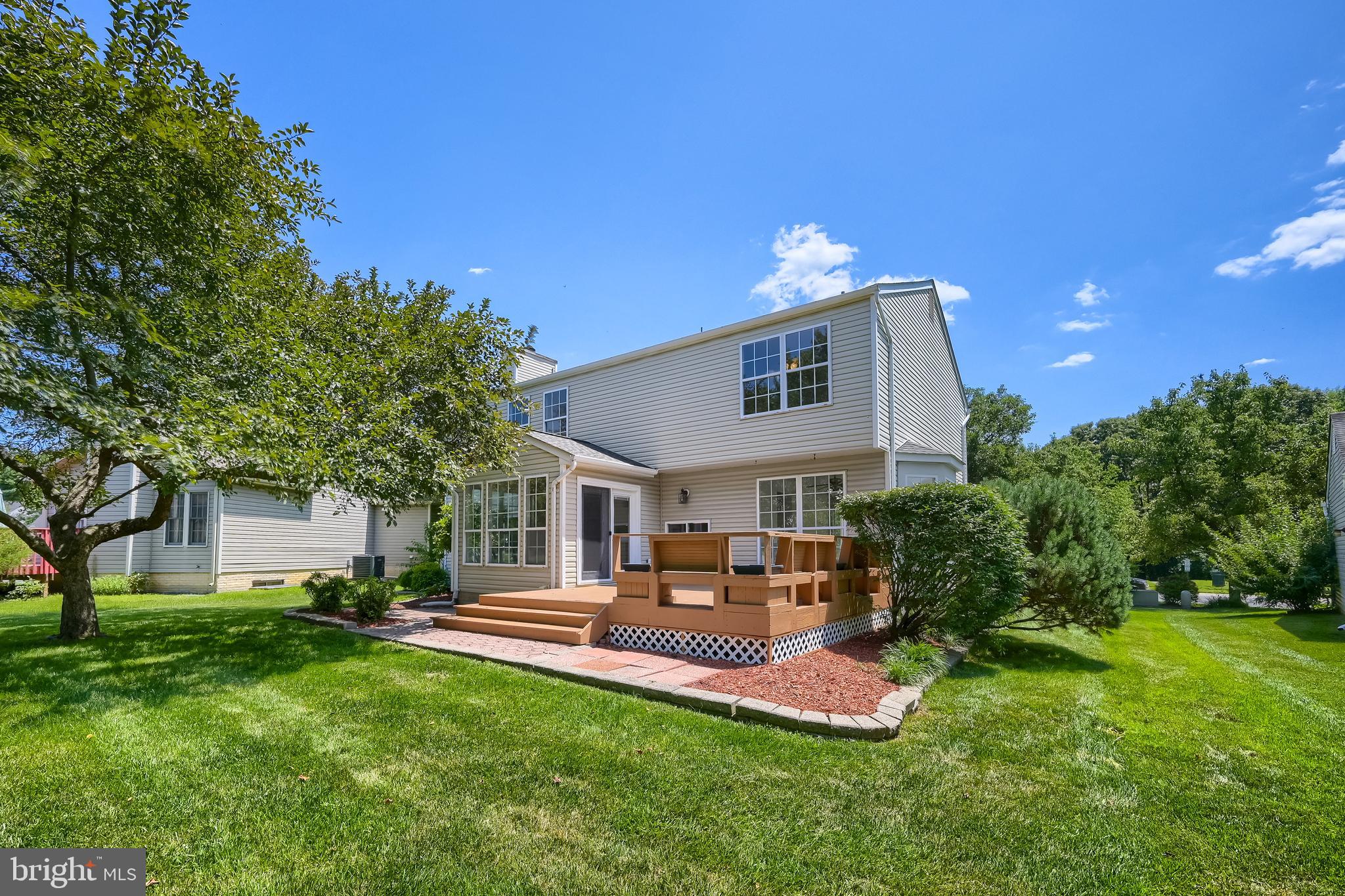 SEVEN OAKS - Residential
