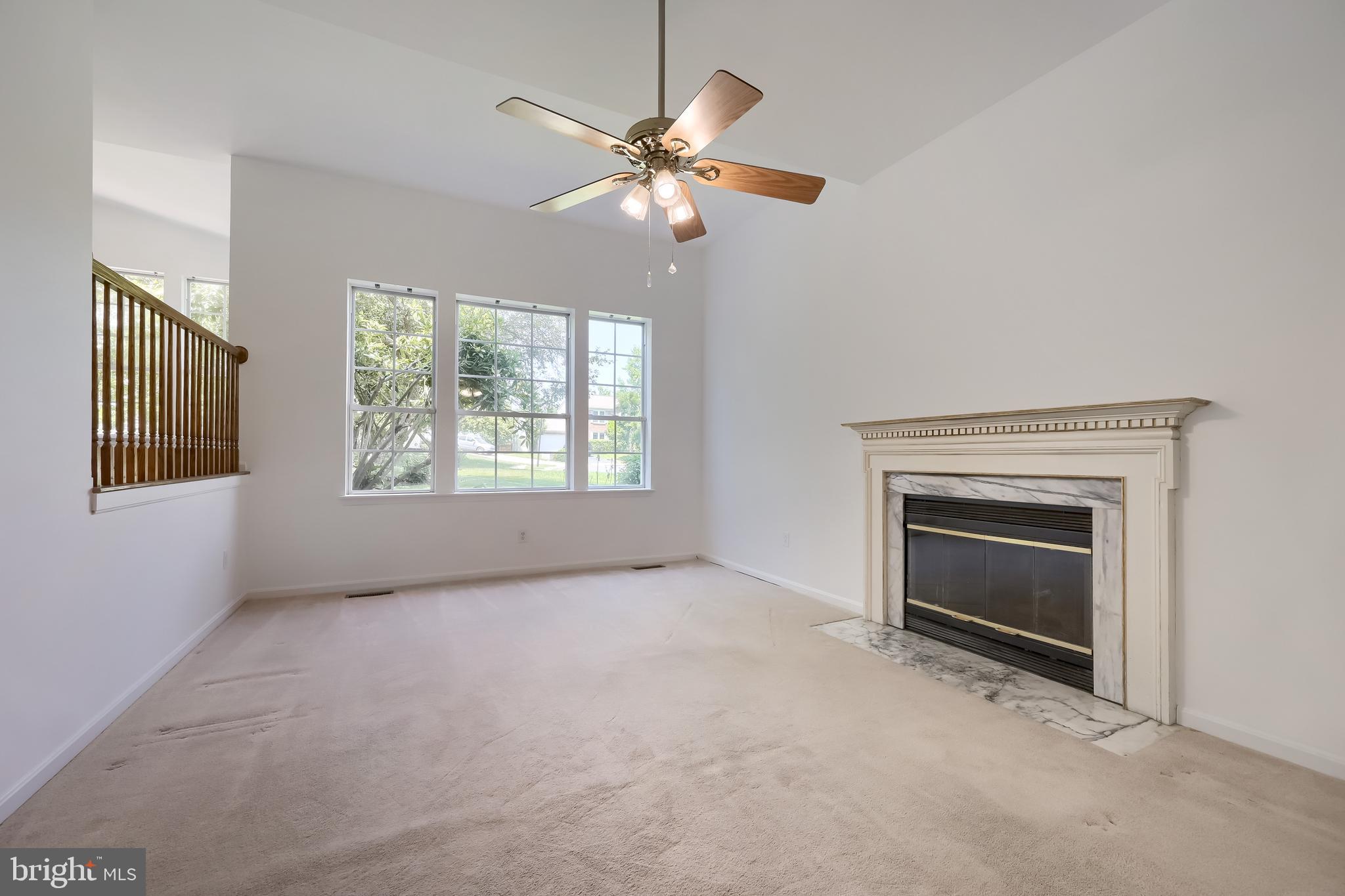 SEVEN OAKS - Residential