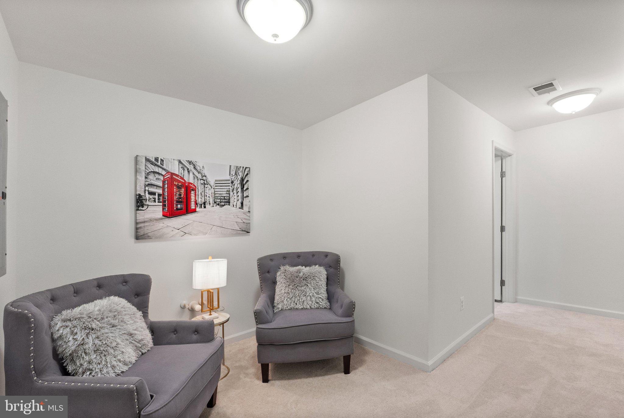 KIRKPATRICK WEST - Residential