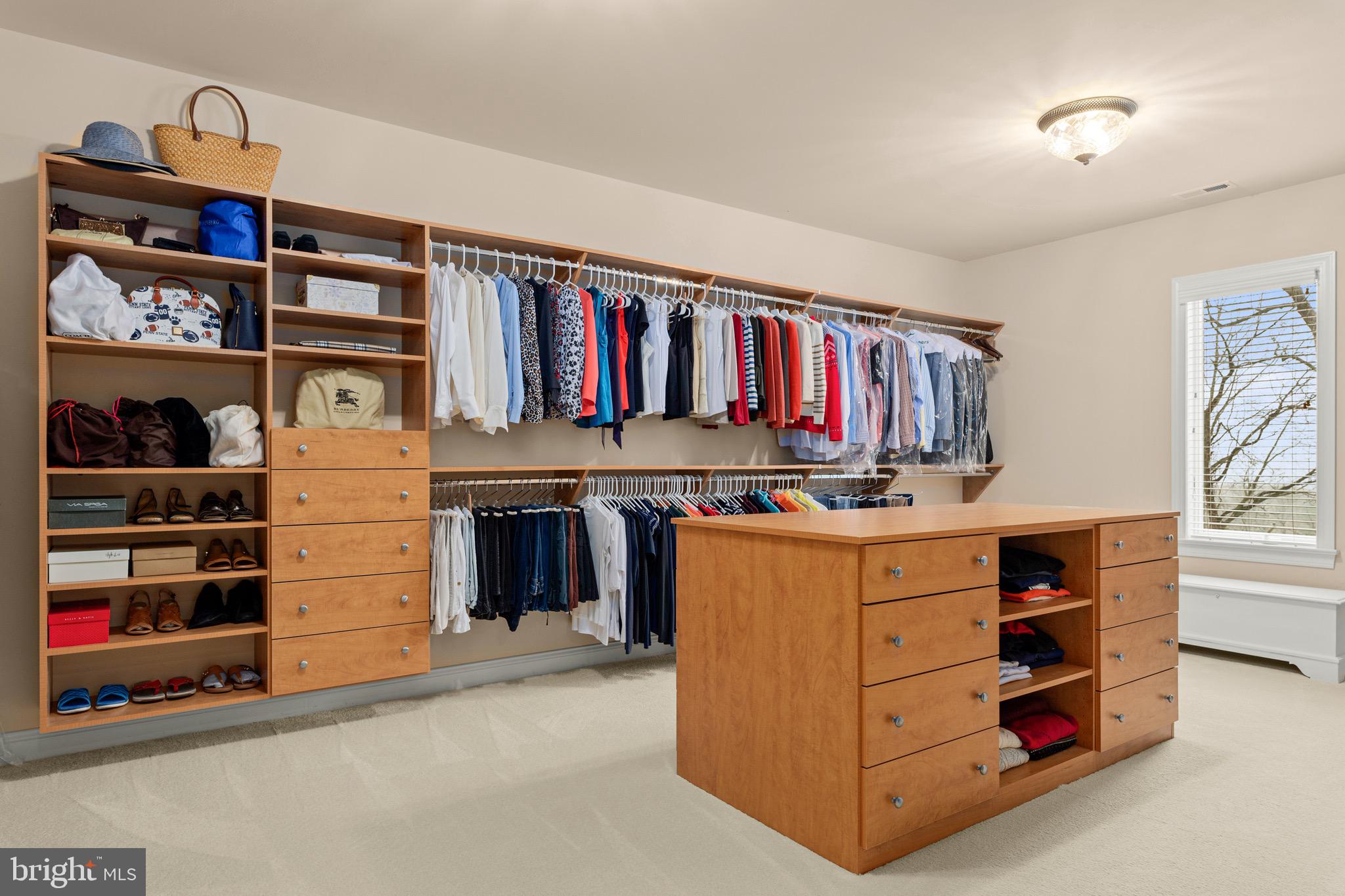 ASHWOOD - Residential