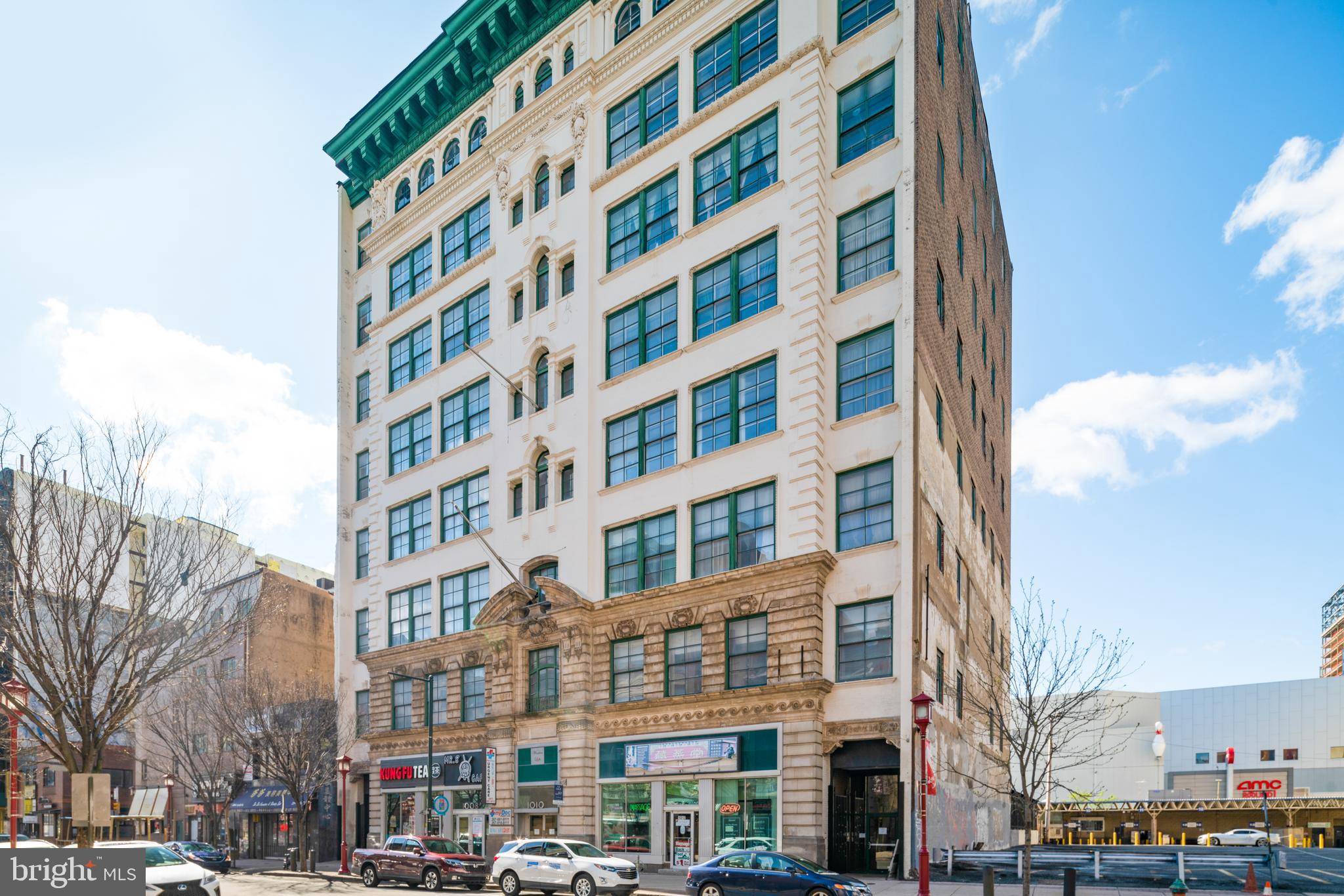 CHINATOWN - Residential Lease