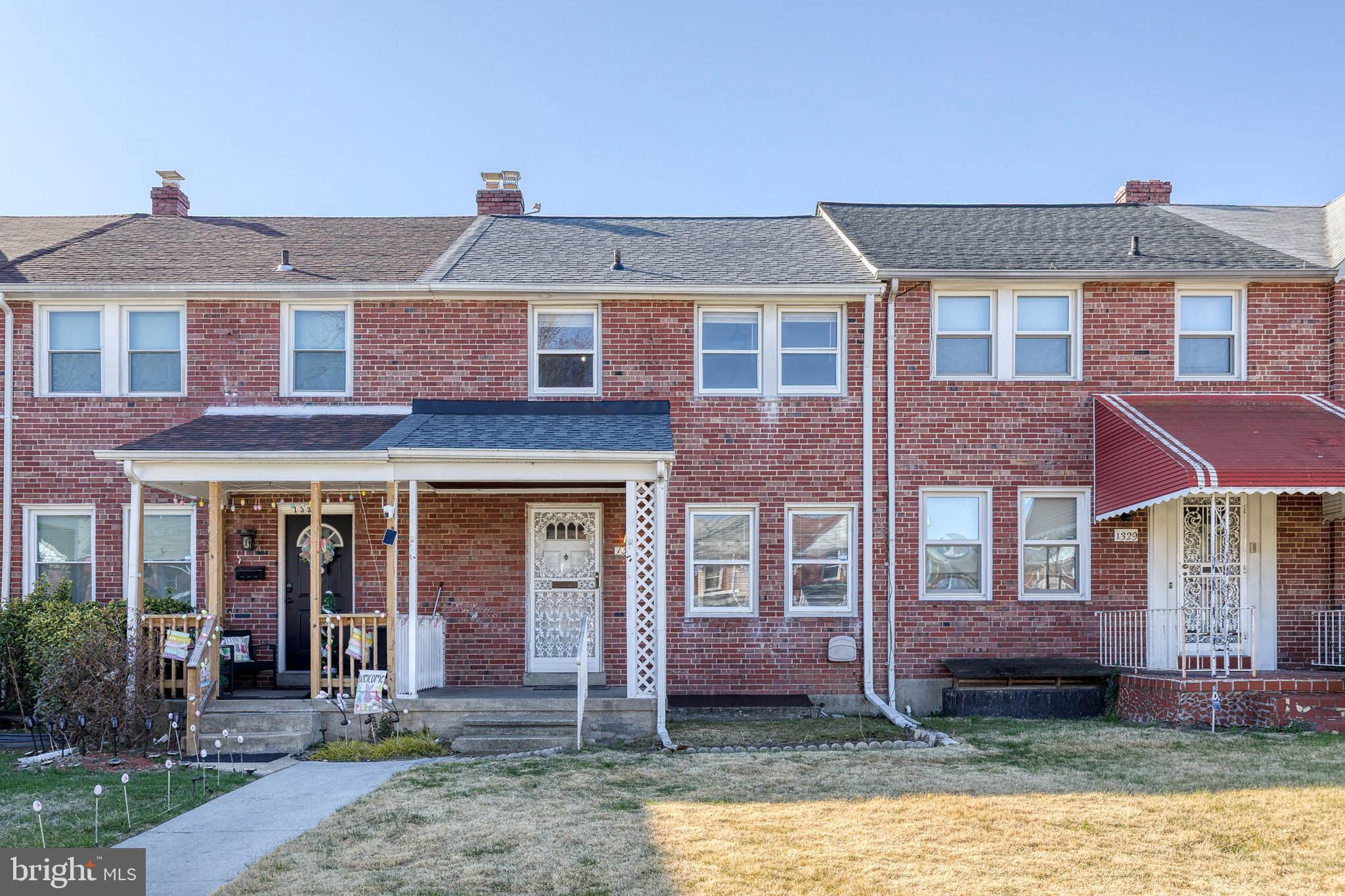 CHINQUAPIN PARK - Residential