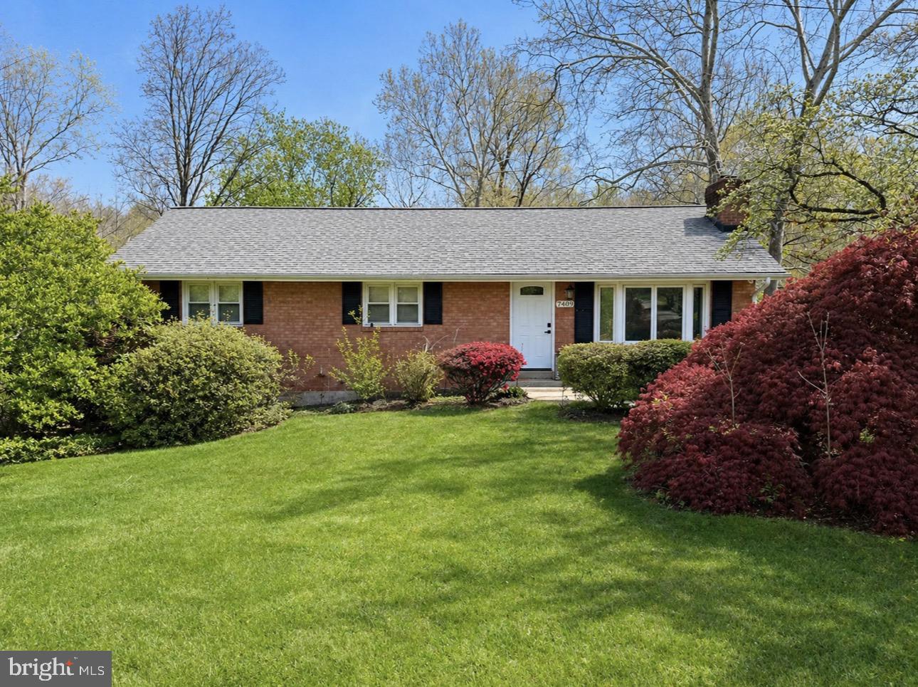 Rare opportunity to own over 1 acre on Bull Run waterfront with direct access to miles of recreation. Enjoy kayaking, canoeing, tubing, fishing, and hiking right from your backyard, with the river leading into the Occoquan. Directly across the water is protected Fairfax County parkland with over 20 miles of wooded trails, ensuring privacy and no future development.

The property offers a blend of maintained yard and natural landscape. Part of the backyard is fenced and landscaped with garden beds, while the remainder features young trees and a trail leading down to the water. The entire acre can also be maintained as open lawn if desired.

 The main level features an open-concept layout with living, dining, and kitchen areas, hardwood flooring throughout, three bedrooms, and a full bath. Sliding doors from the dining area open to a deck overlooking the woods and river.

The walk-out basement was remodeled in 2018 and includes waterproof luxury vinyl flooring, a large recreation area, workshop, bedroom, additional NTC bedroom, and full bathroom. The basement addition includes a kitchenette, laundry area with granite countertops, and a custom dog wash station, creating an ideal in-law or rental setup. This section of the basement has a separate HVAC system installed in 2021 and is currently being utilized as a Mother-In-Law suite. 

Additional updates include a roof replacement in 2015. Located in a quiet neighborhood with minimal through traffic, the setting is peaceful with surrounding woods and river views.

Conveniently located off Route 28 in northern Prince William County near the Fairfax County line, approximately 4 miles to I-66 and the new interchange.

Note: The property is located in a designated flood zone, so lenders will typically require flood insurance (currently approximately $4,000 annually). The home itself has not experienced flooding.