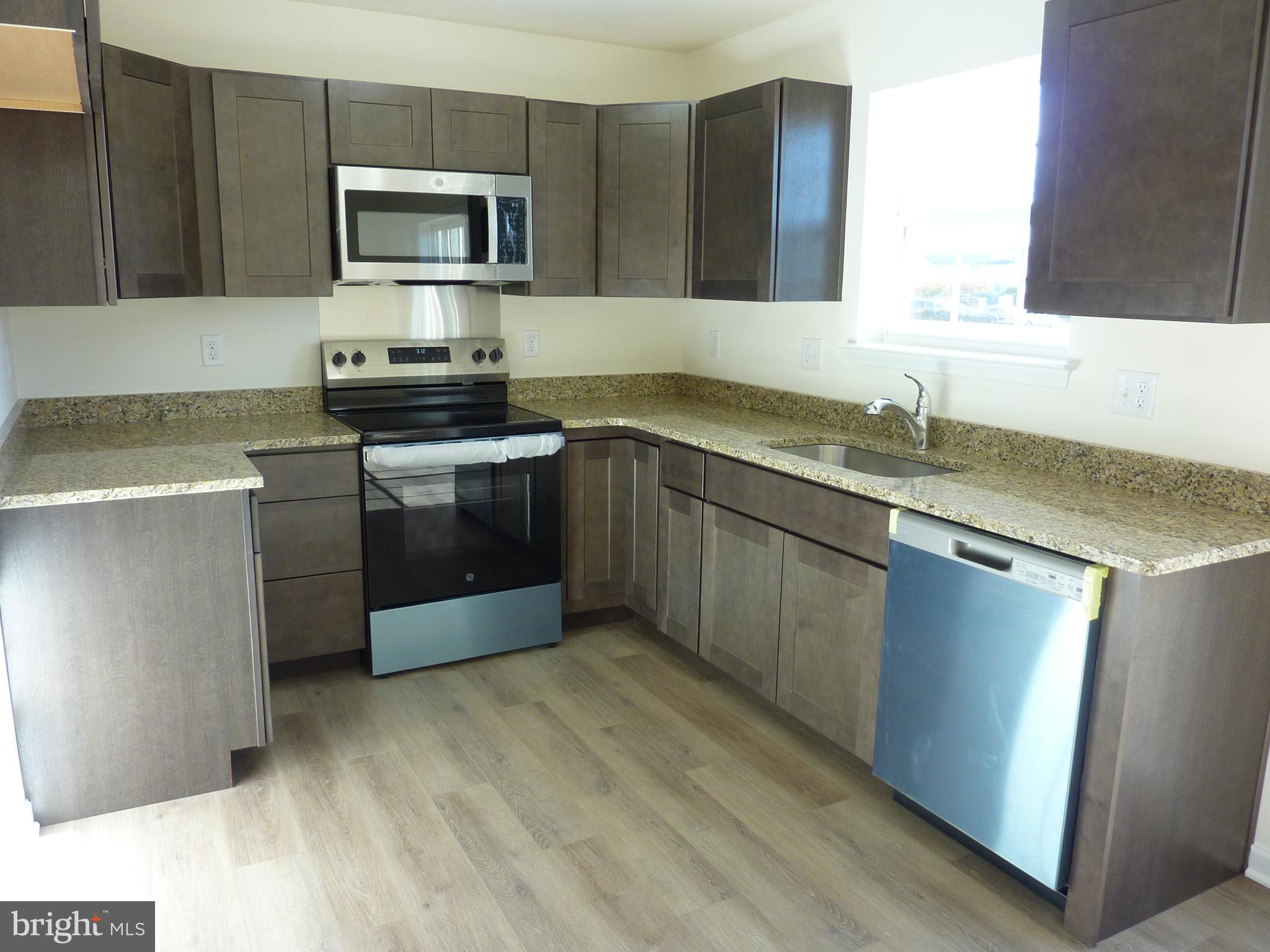 CAMBRIA VILLAGE - Residential