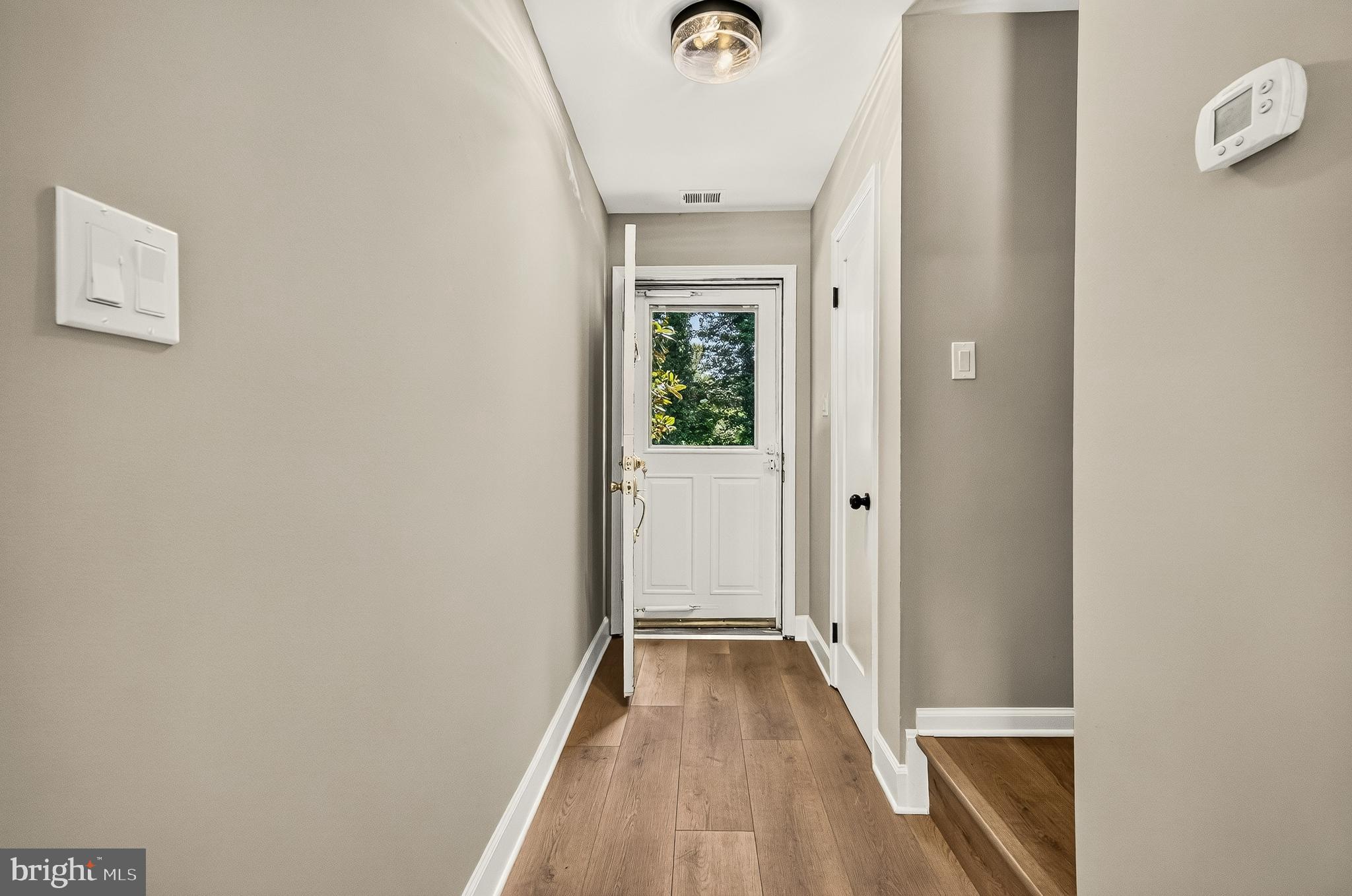 CARDINAL SQUARE - Residential