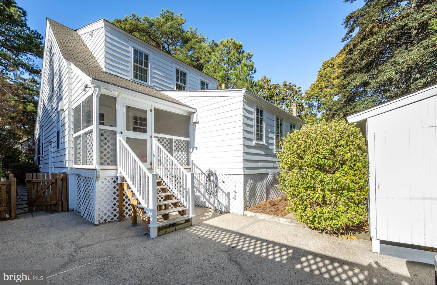 NORTH REHOBOTH - Residential