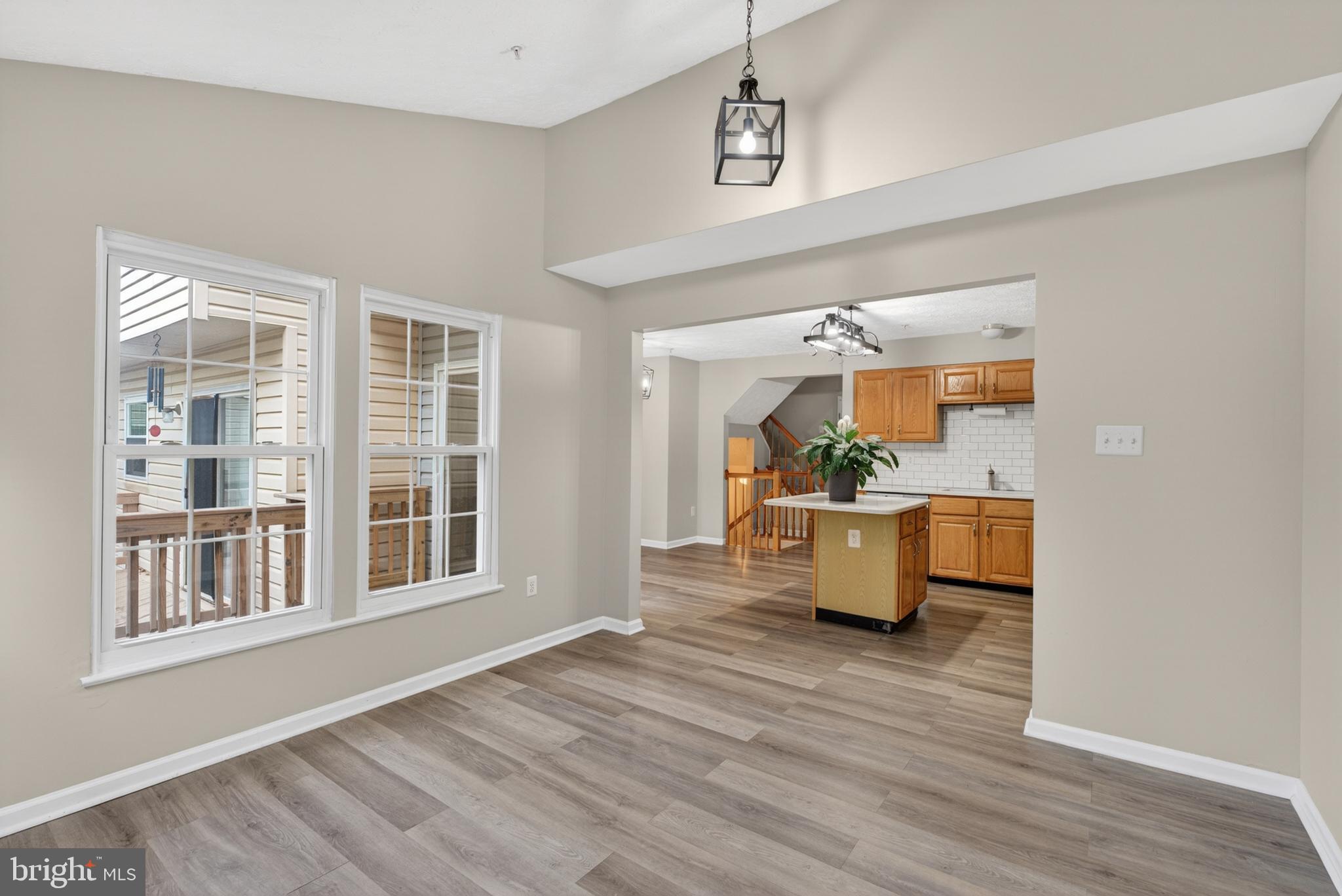 HUNTERS RUN VILLAGE - Residential