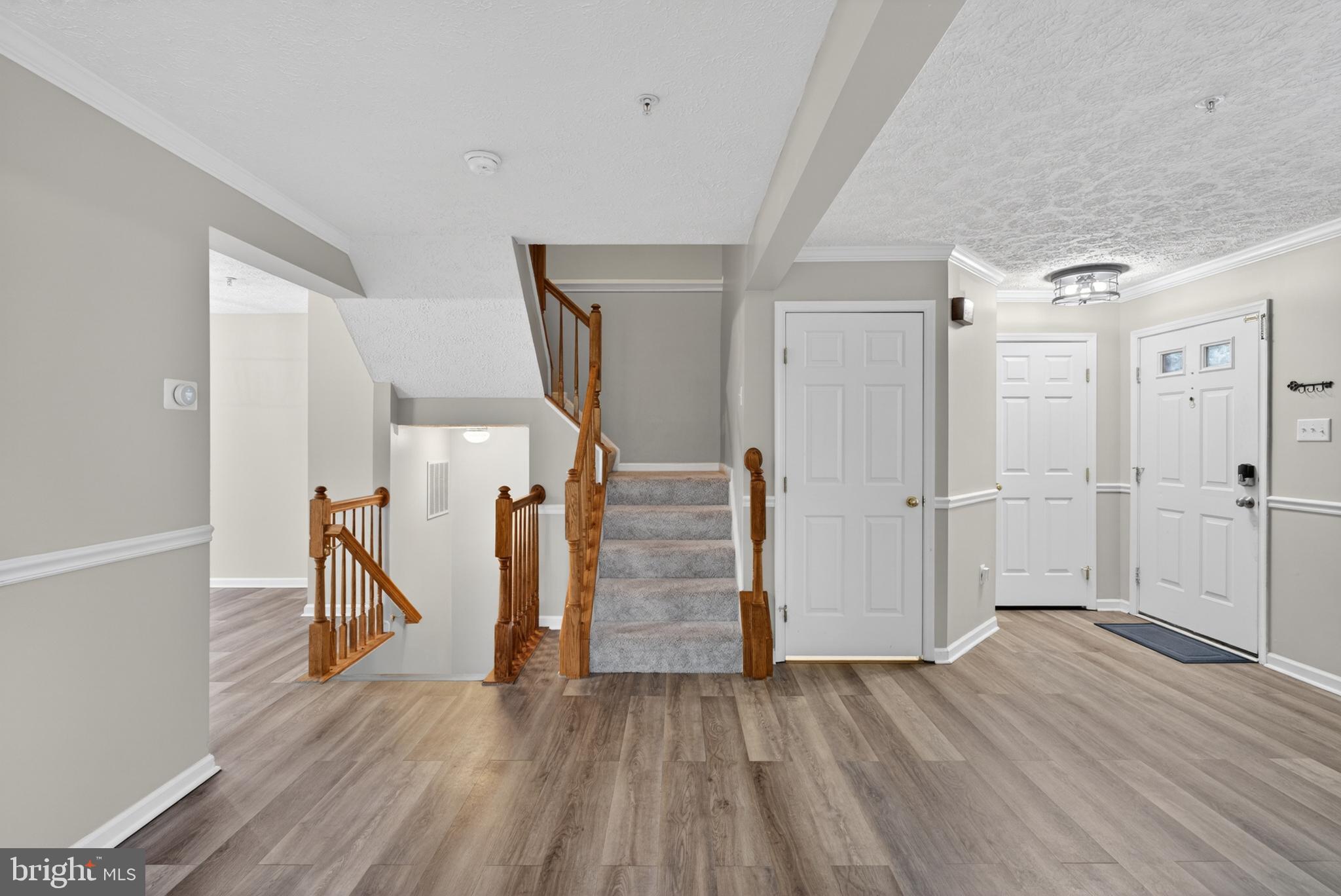 HUNTERS RUN VILLAGE - Residential
