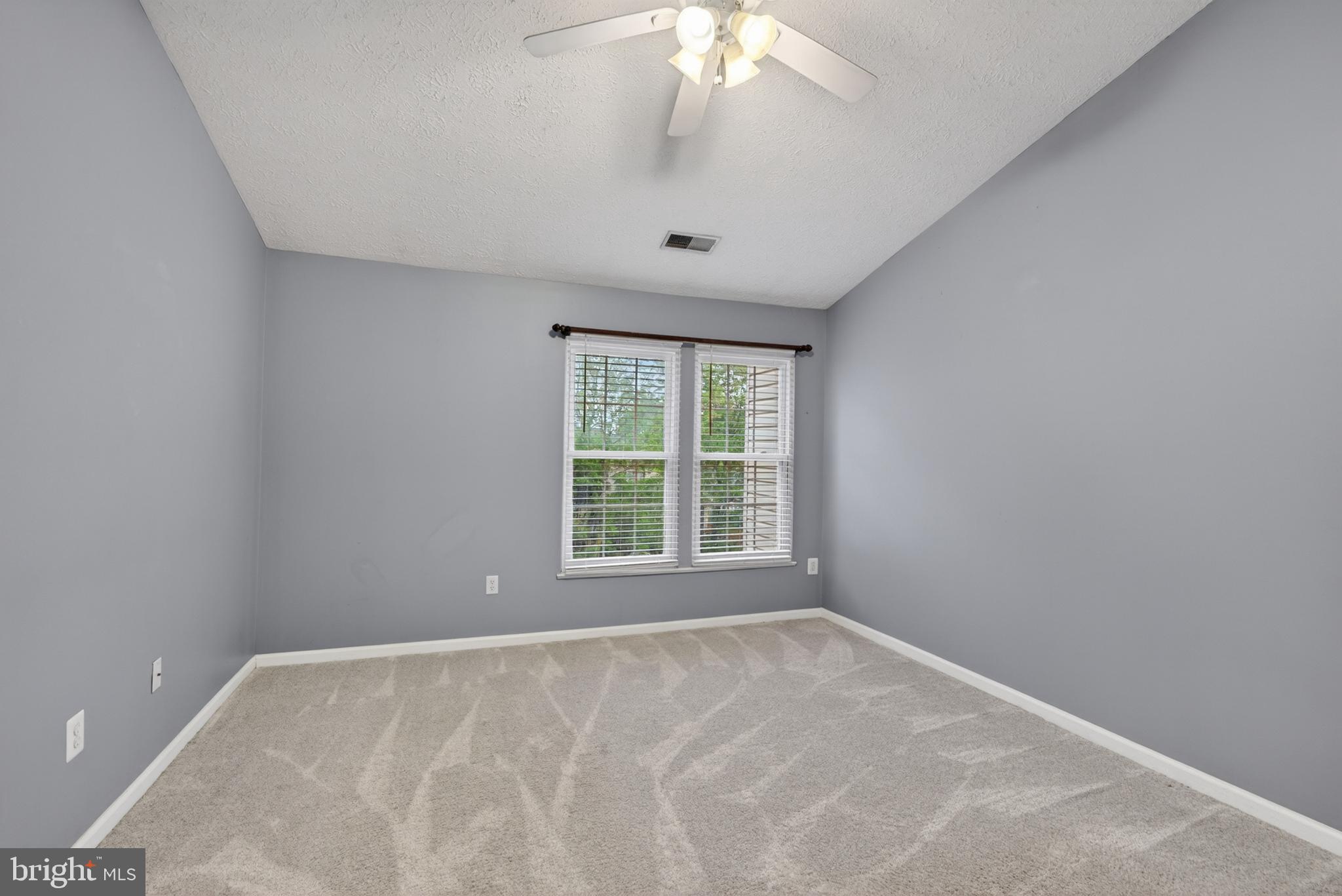 HUNTERS RUN VILLAGE - Residential