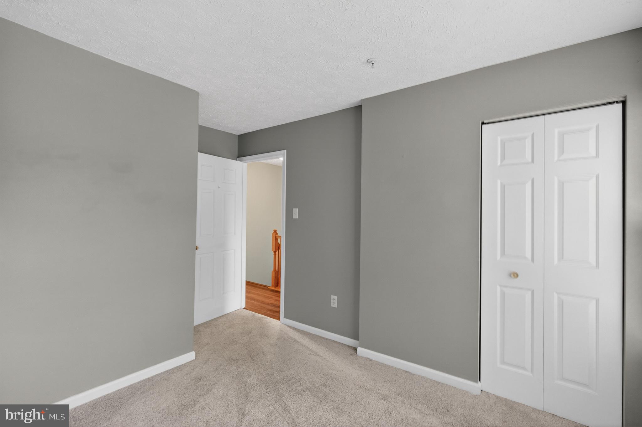 HUNTERS RUN VILLAGE - Residential