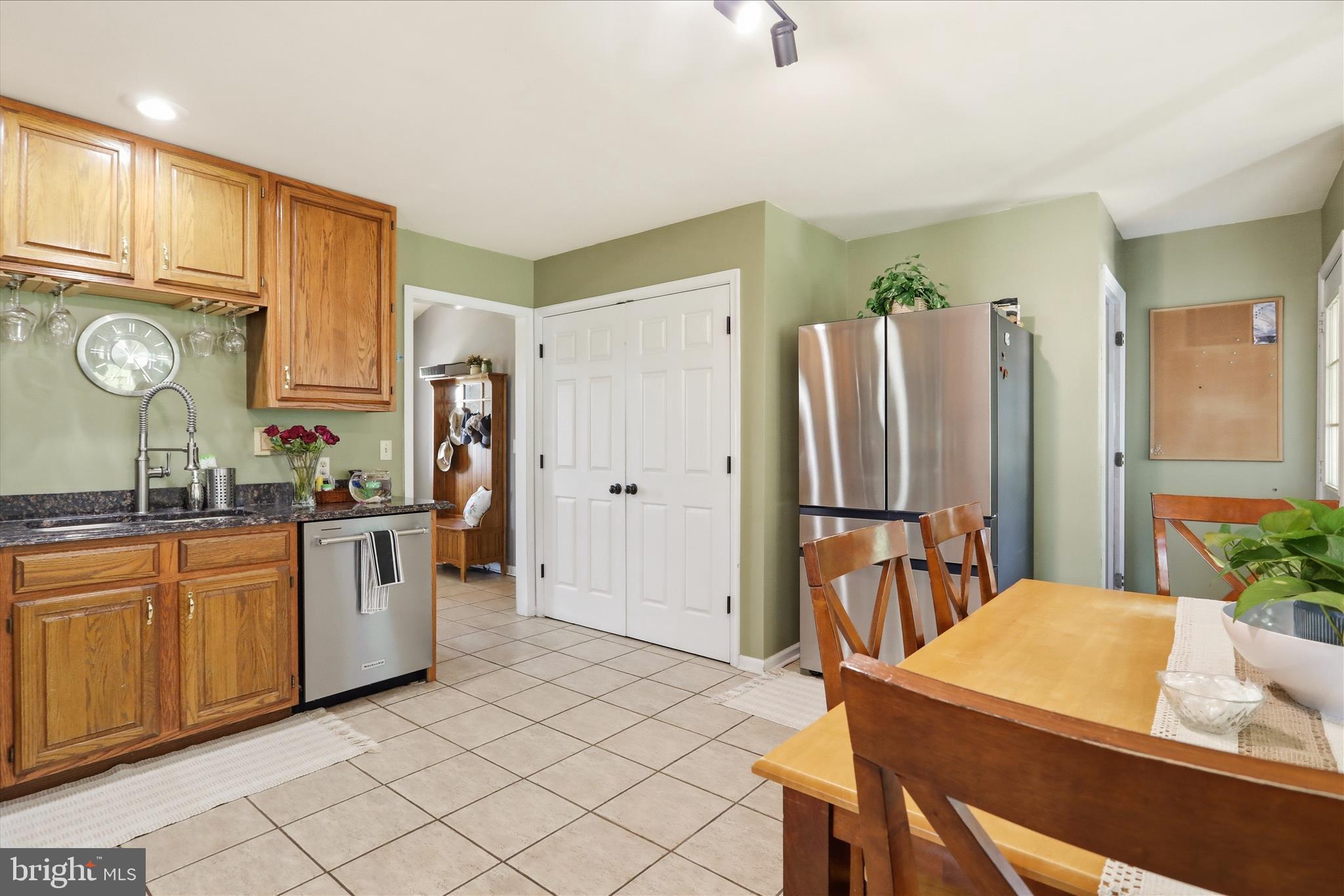 CLOVERDALE HEIGHTS - Residential