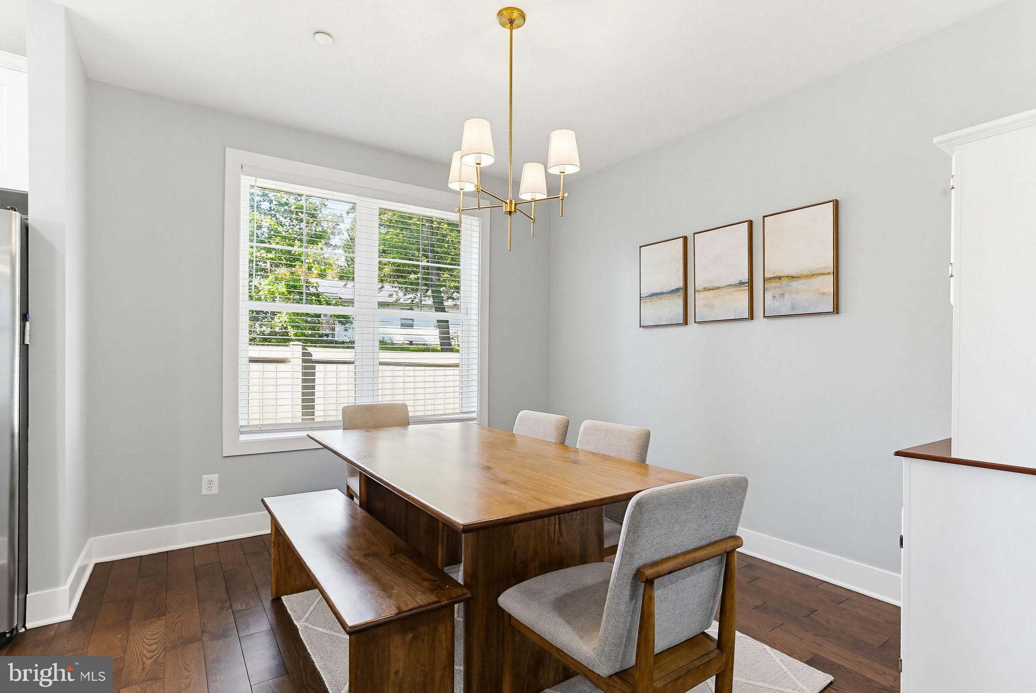 ROBINSON LANDING - Residential