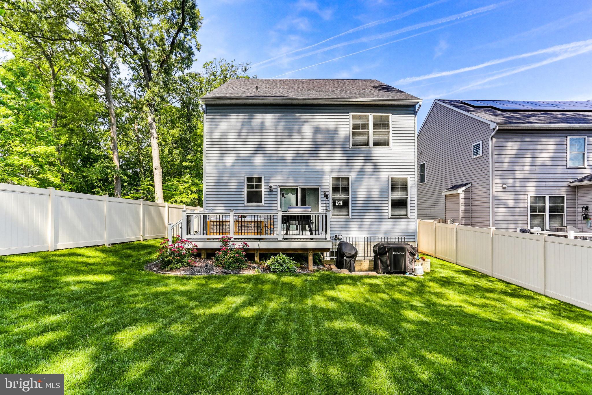 ROBINSON LANDING - Residential