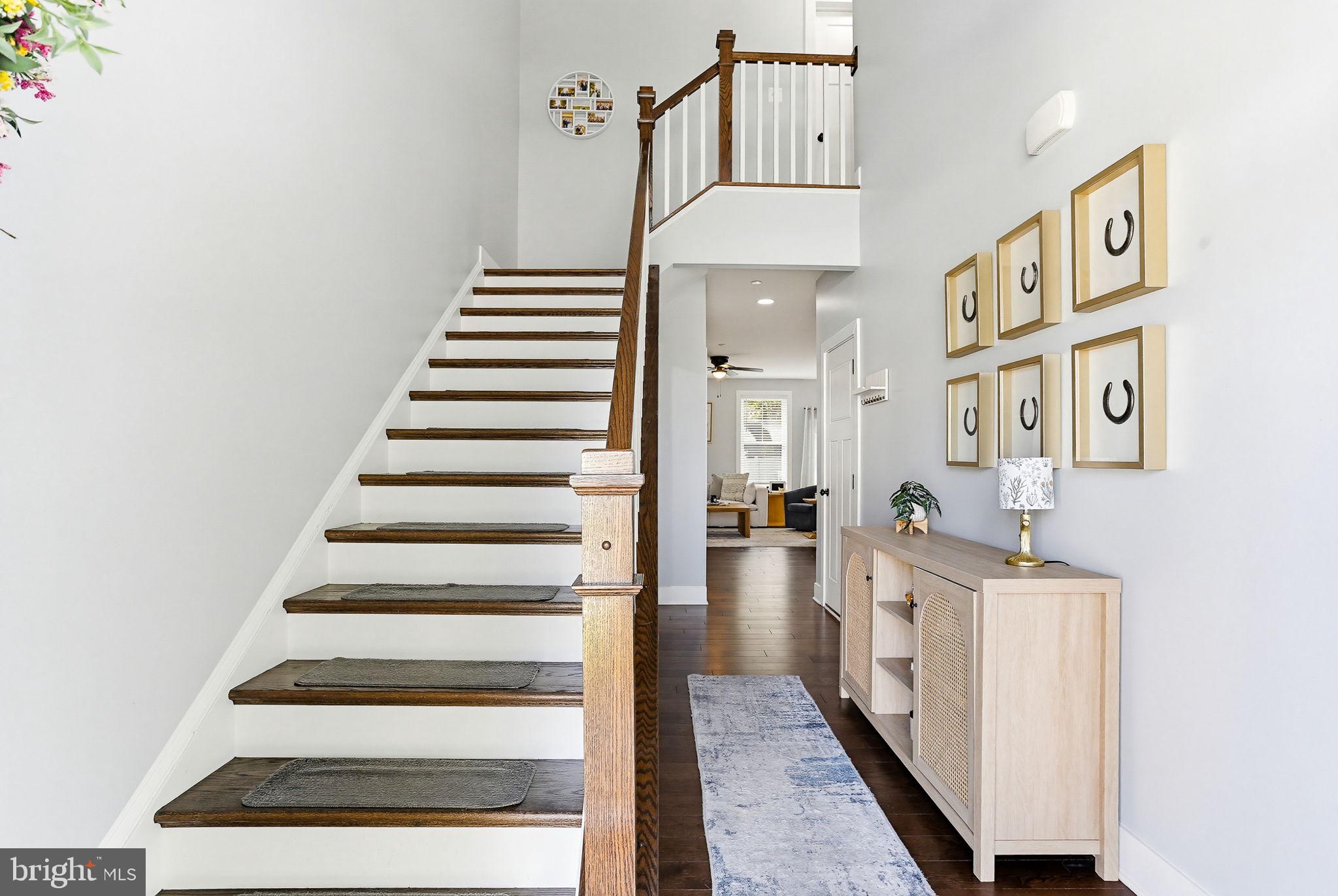 ROBINSON LANDING - Residential