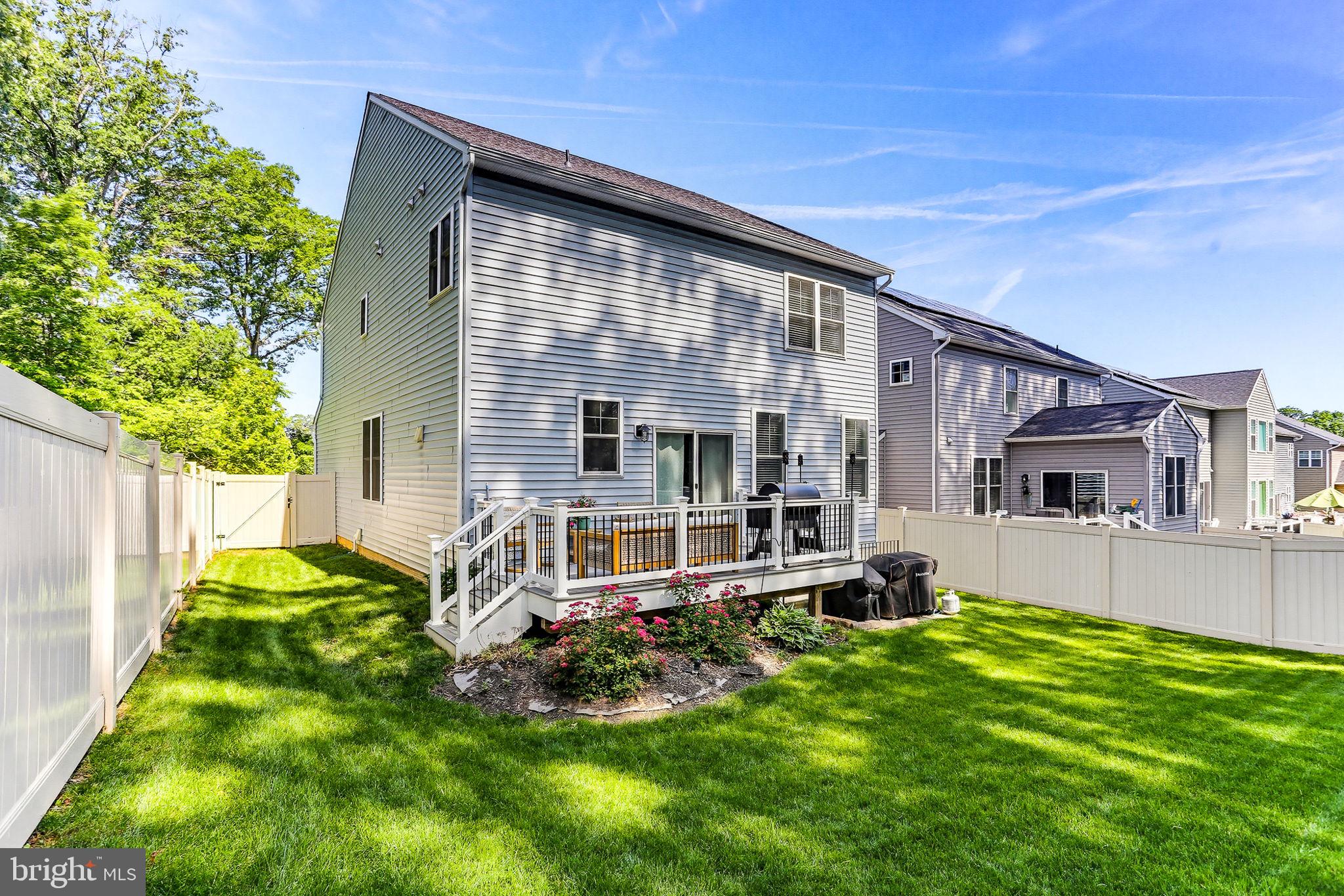 ROBINSON LANDING - Residential