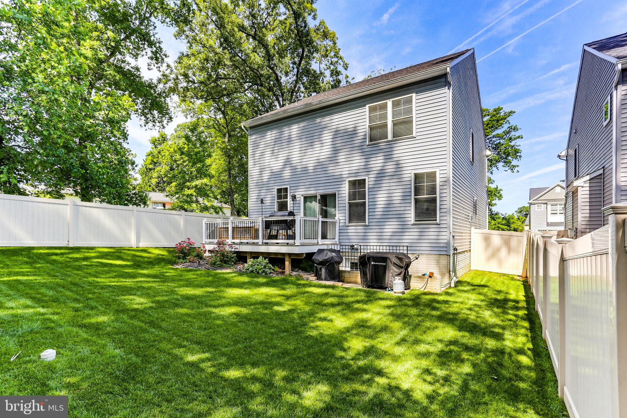 ROBINSON LANDING - Residential