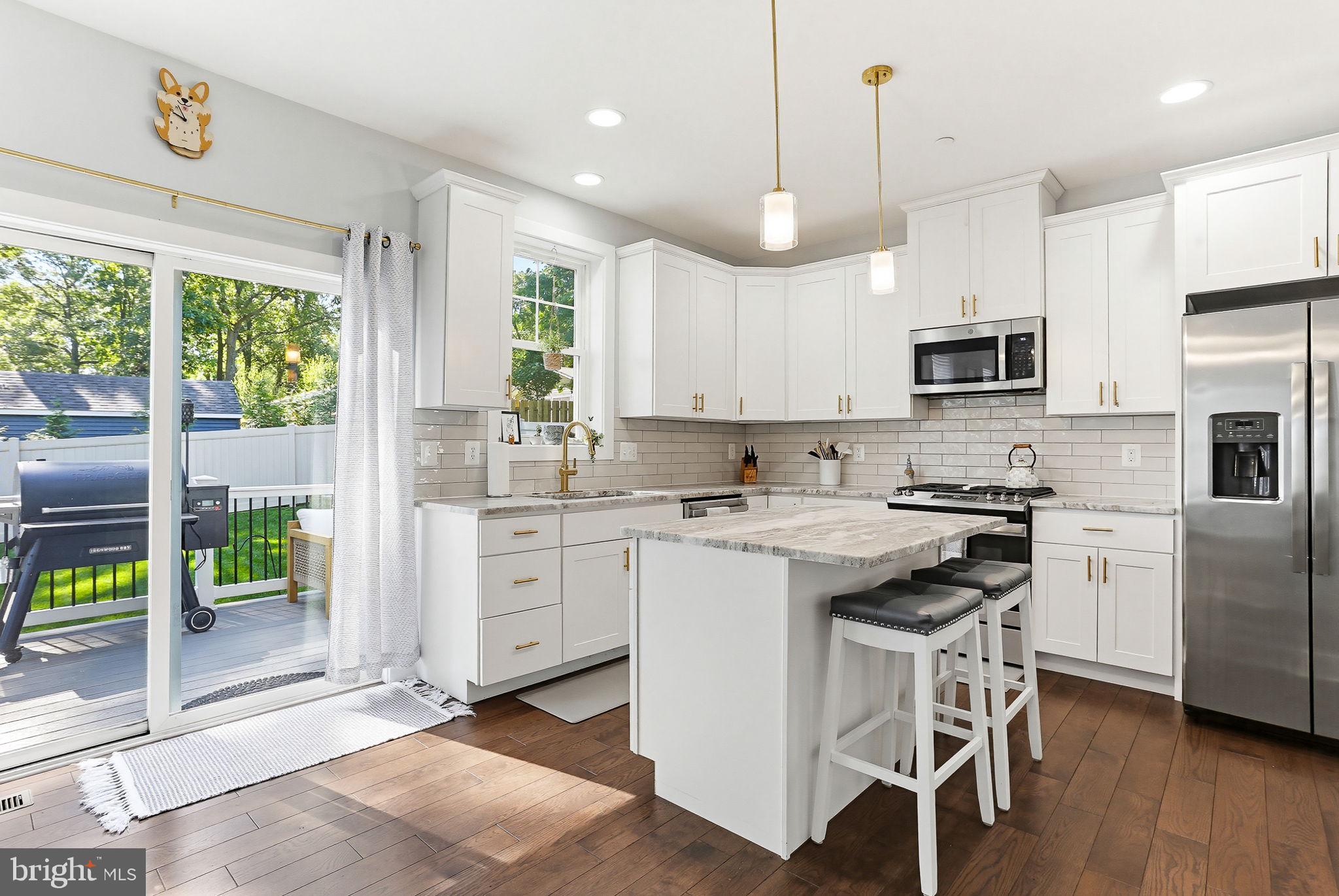 ROBINSON LANDING - Residential