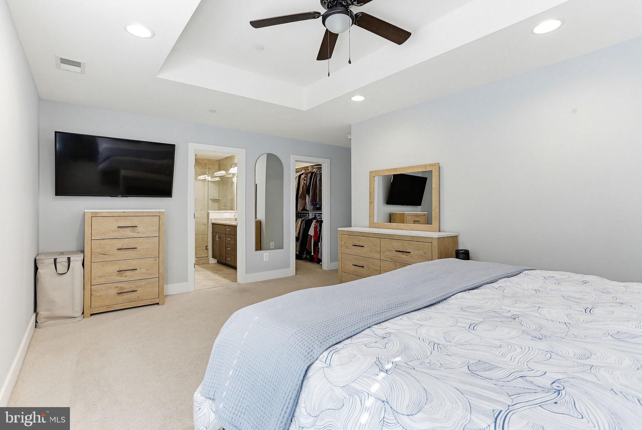 ROBINSON LANDING - Residential