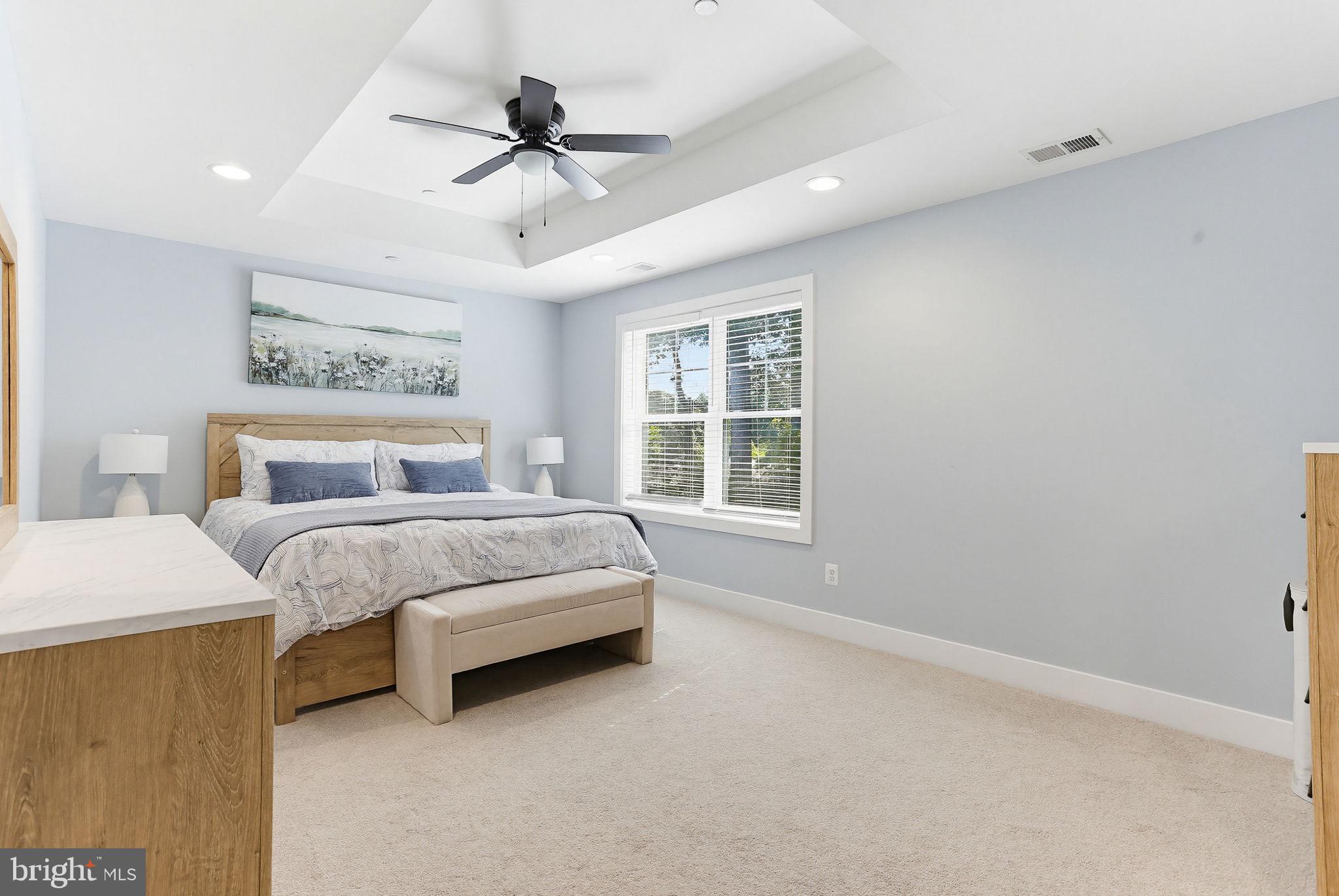 ROBINSON LANDING - Residential
