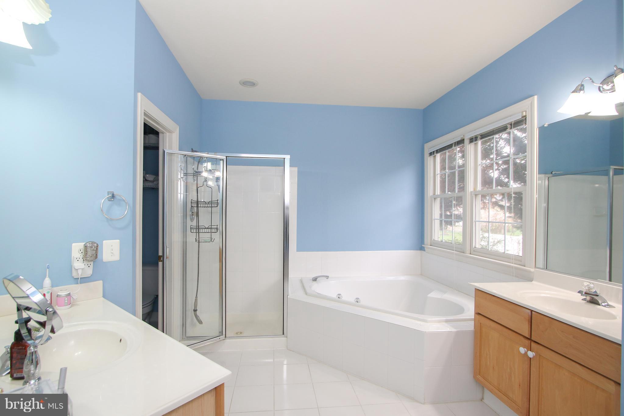 BARNSLEY MANOR ESTATES - Residential