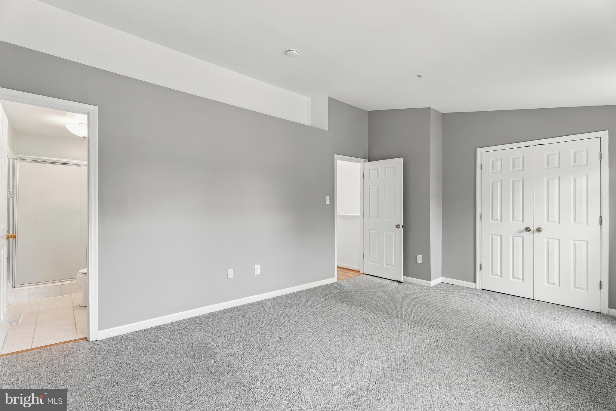 BEDFORD CROSSING - Residential