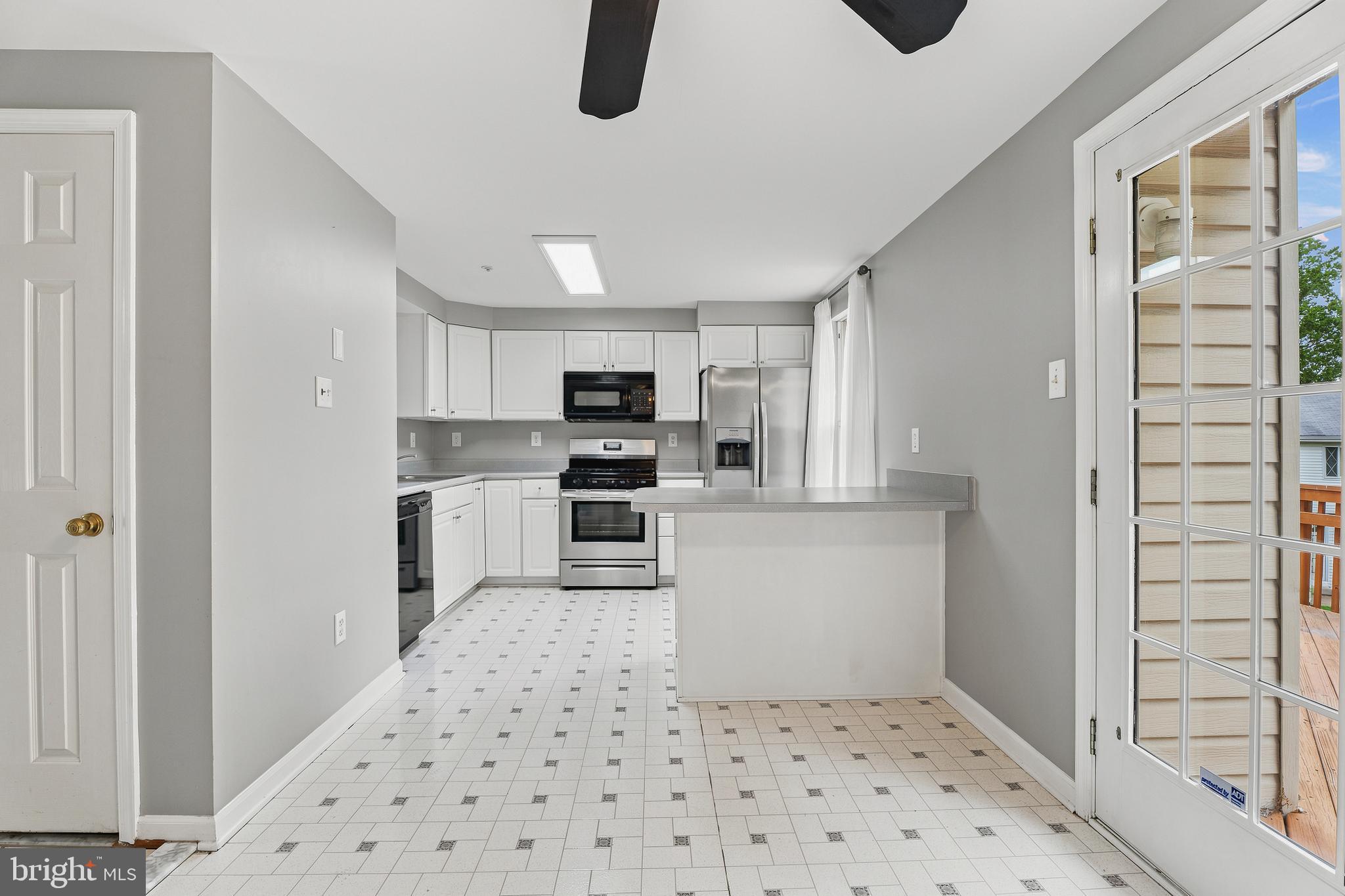 BEDFORD CROSSING - Residential