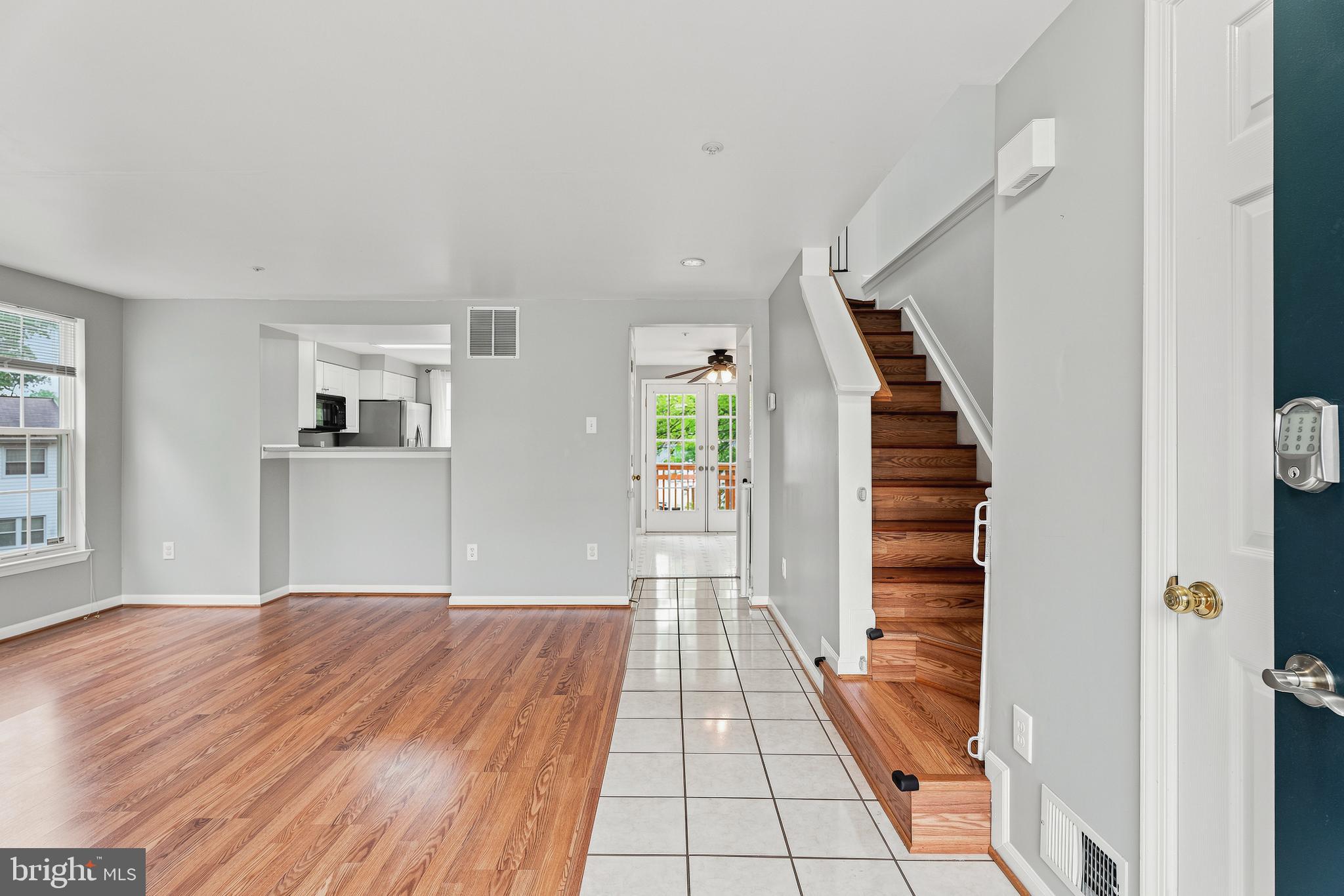 BEDFORD CROSSING - Residential