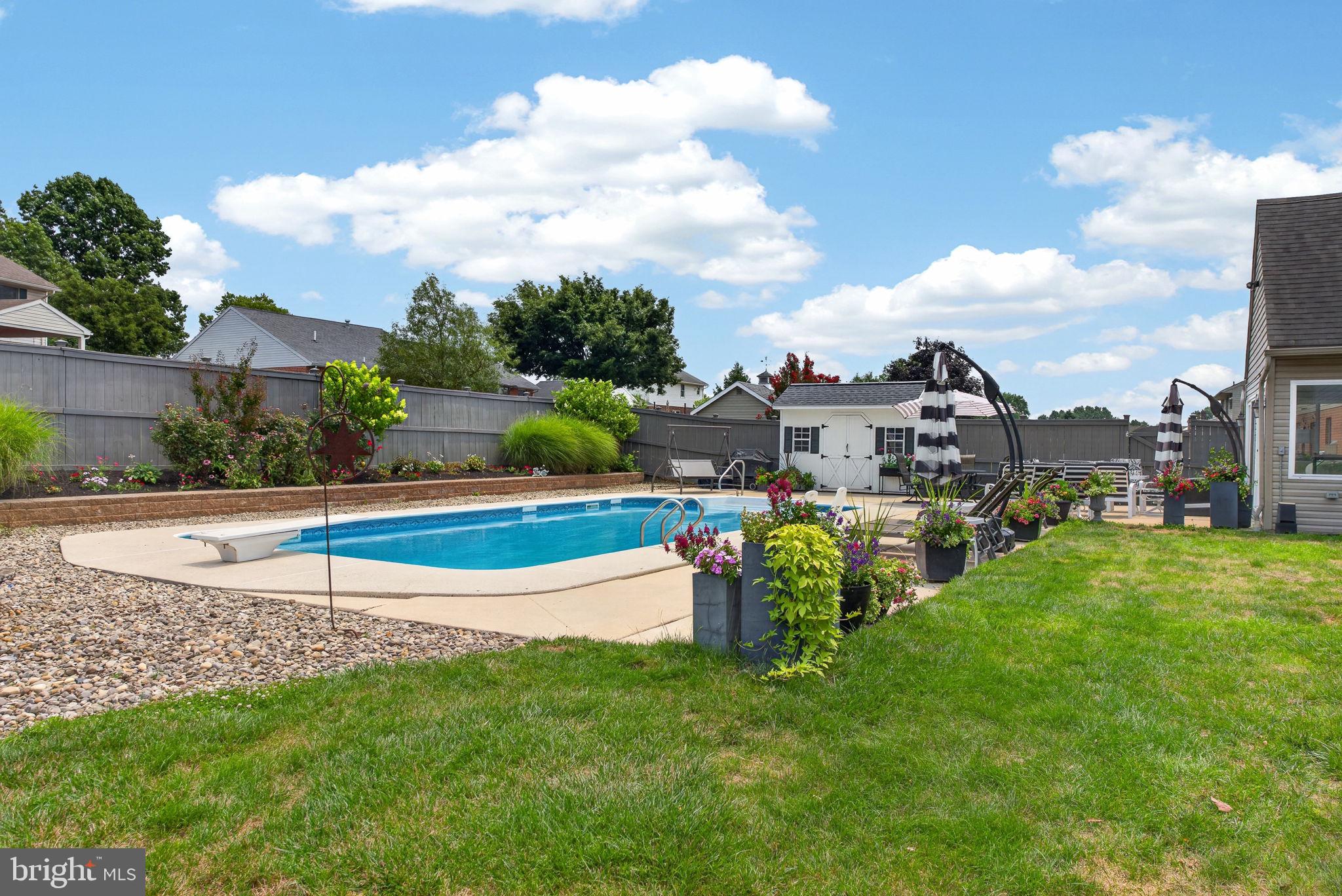 KREIDER MAY - Residential