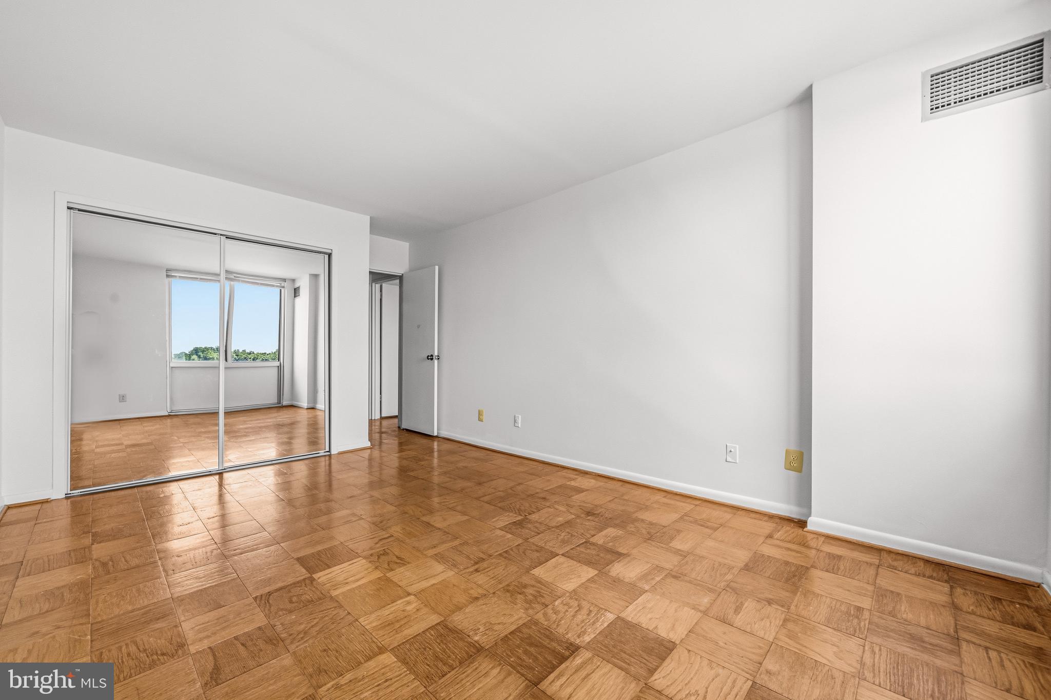 KENWOOD - Residential