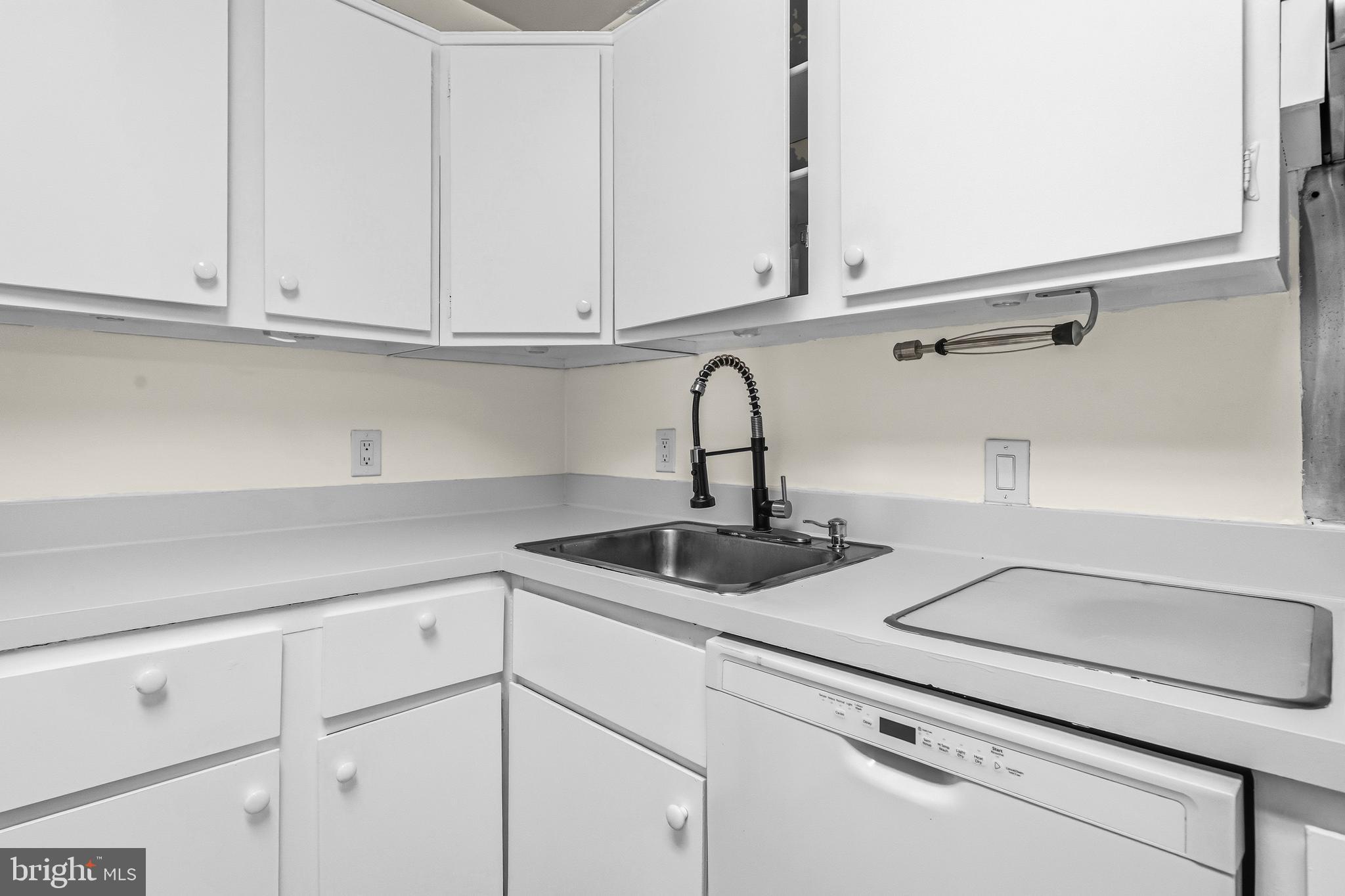 KENWOOD - Residential